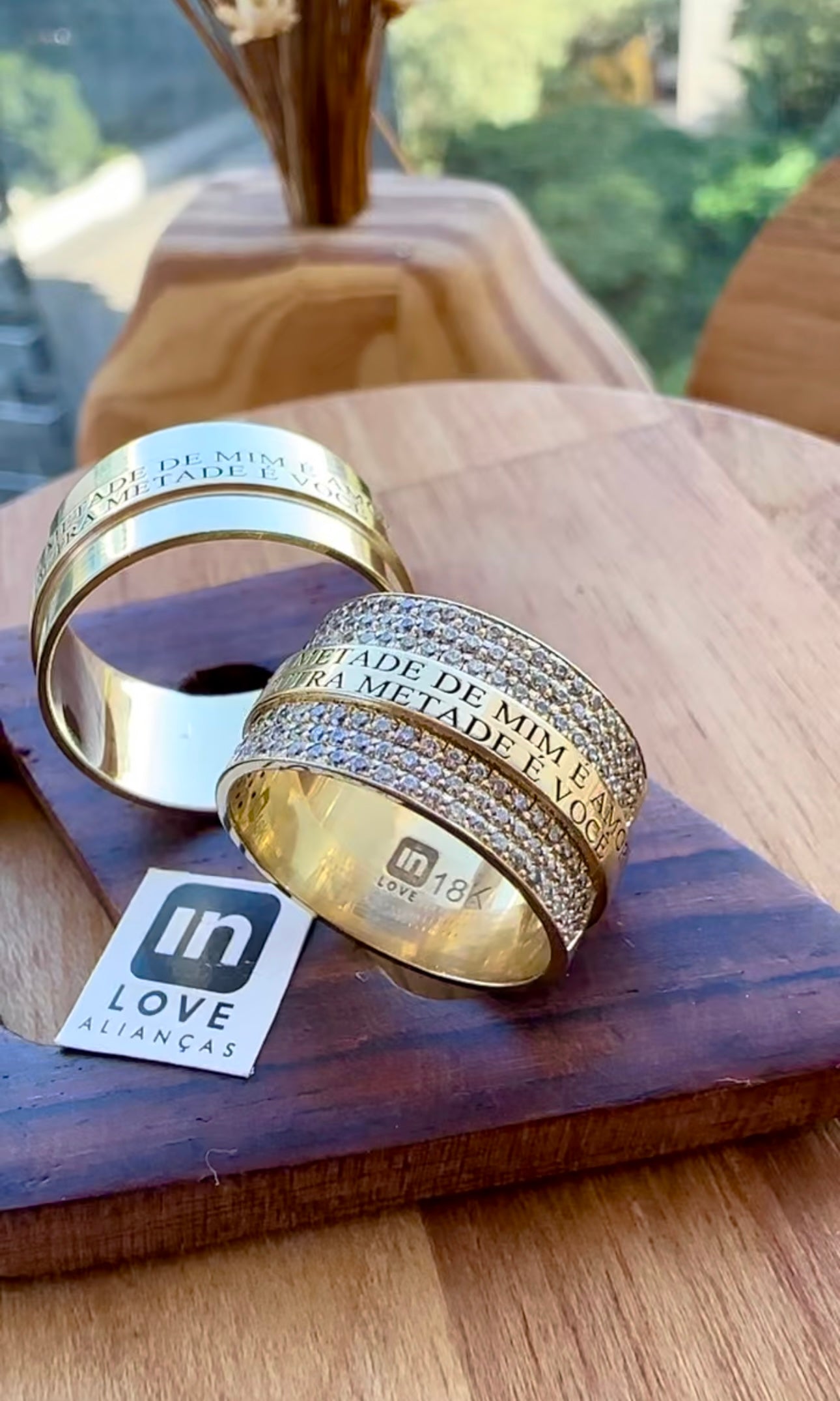 Alianças de Casamento em Ouro 18k - Modelo Par Perfeito | 10mm | 12x R$1.333