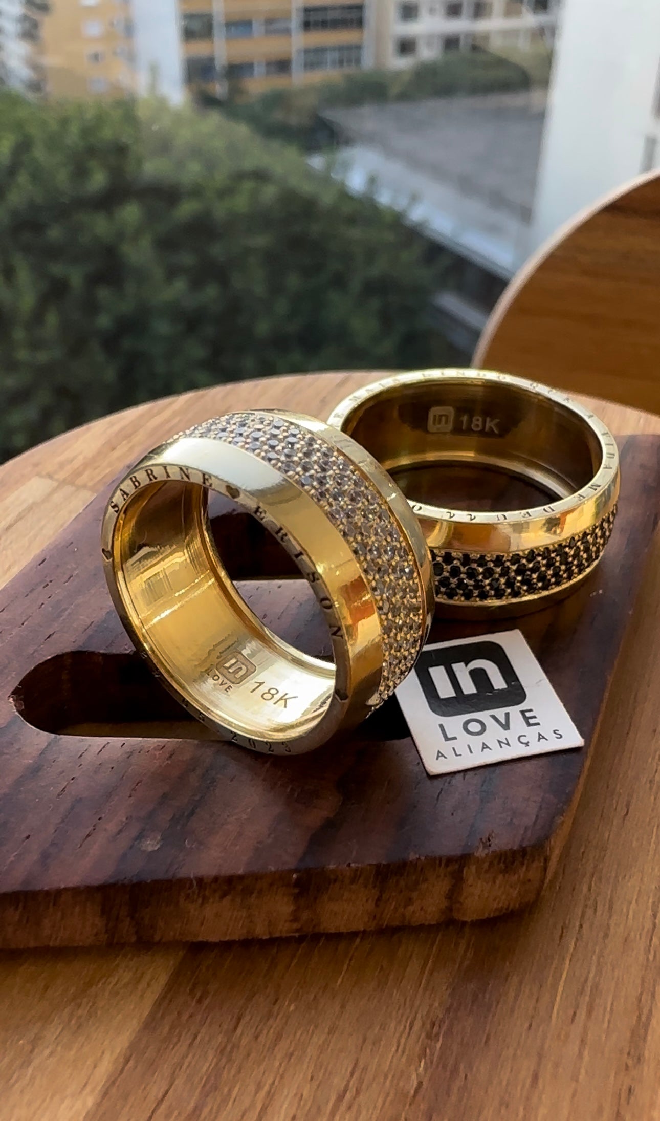 Alianças de Casamento em Ouro 18k - Modelo Sonho | 9mm | 12x R$1.833