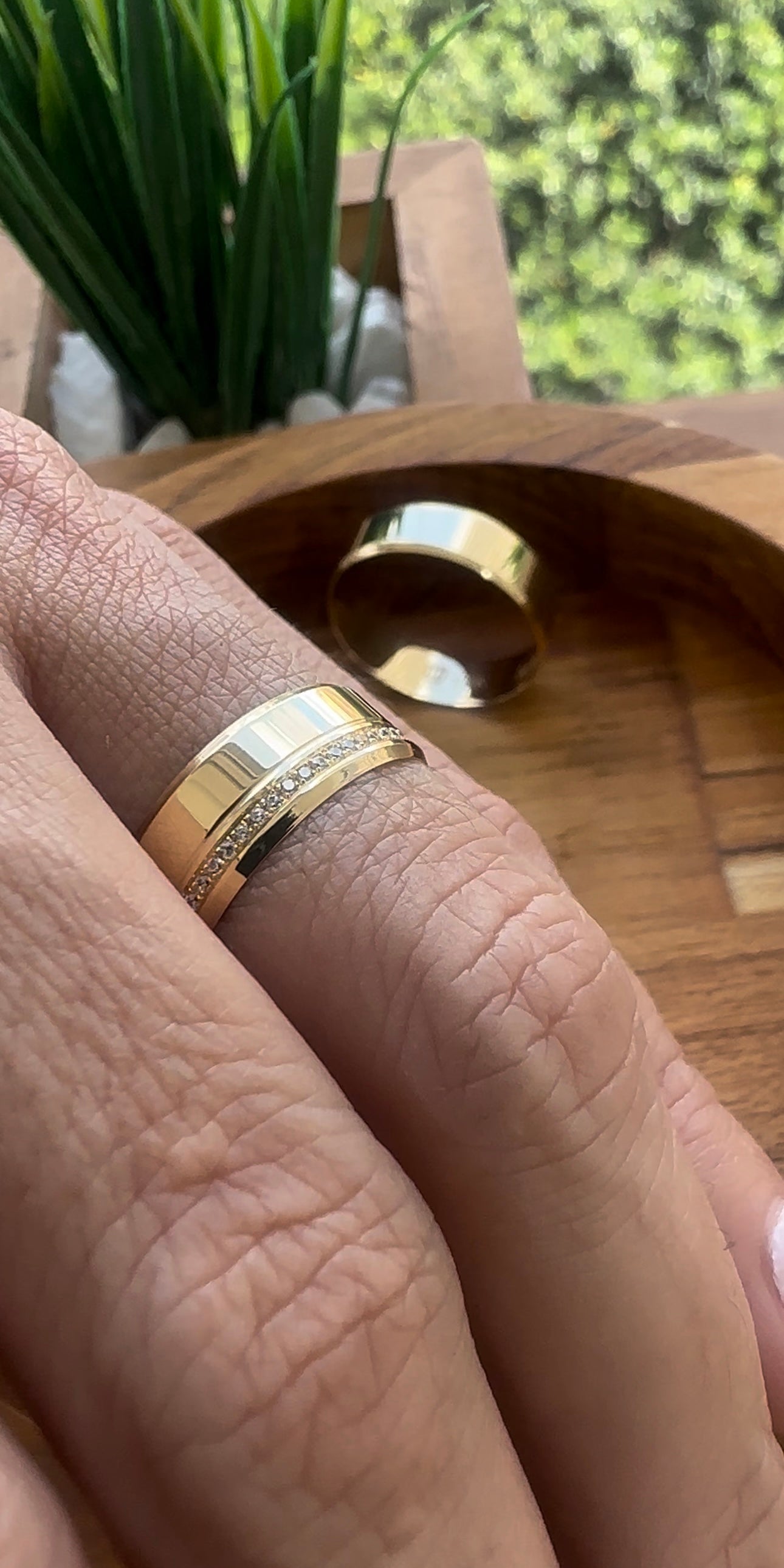 Alianças de Casamento em Ouro 18k - Modelo Nossa Energia | 6mm | 12x R$499