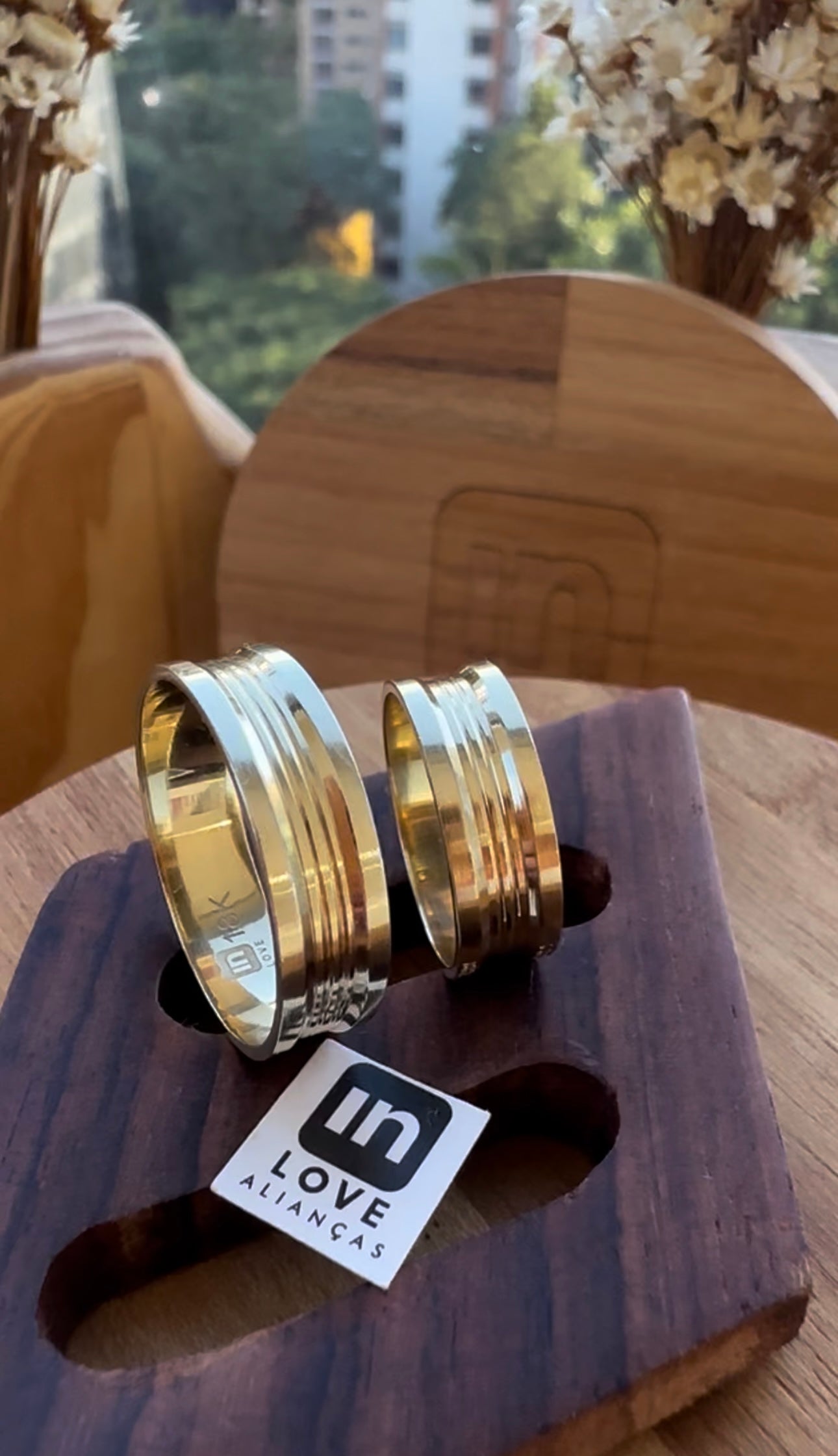Alianças de Casamento em Ouro 18k - Modelo Favorite | 6mm | 12x R$416