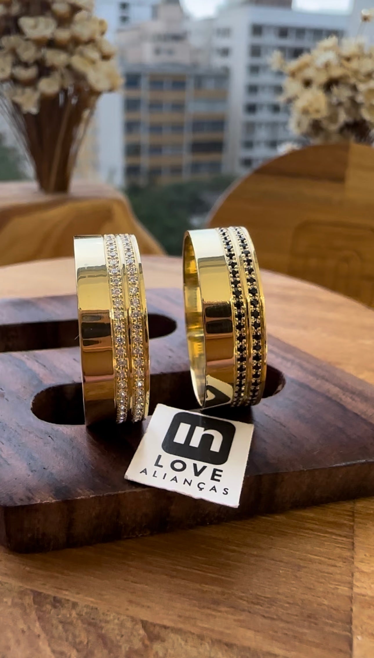 Alianças de Casamento em Ouro 18k - Modelo Sorte | 6mm | 12x R$499