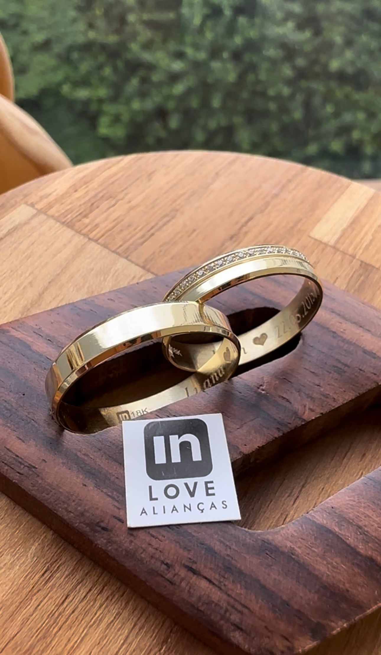 Alianças de Casamento em Ouro 18k - Modelo Nossa Energia | 4mm | 12x R$333