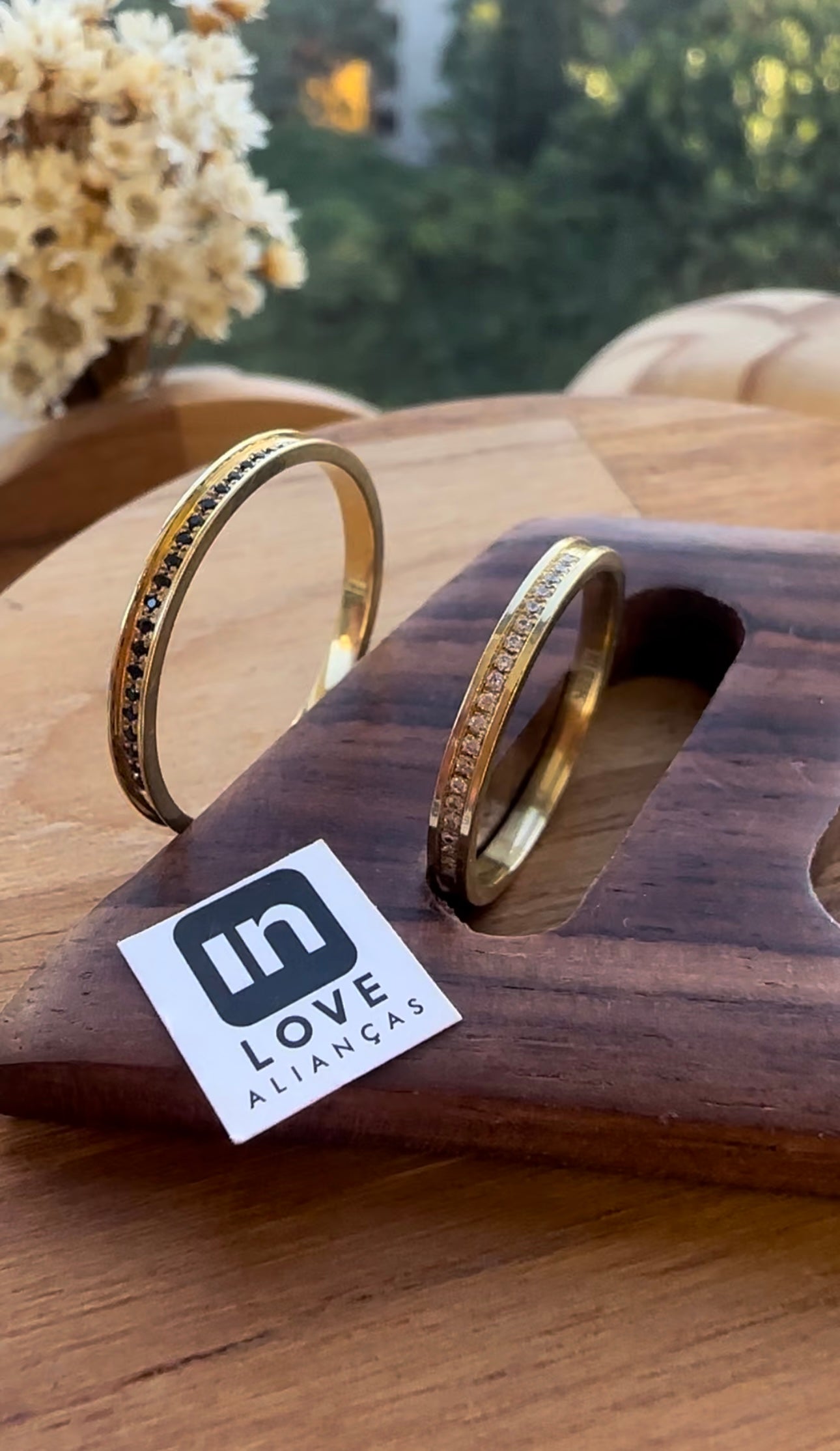 Alianças de Casamento em Ouro 18k - Modelo Mimo | 2mm | 12x R$249.16