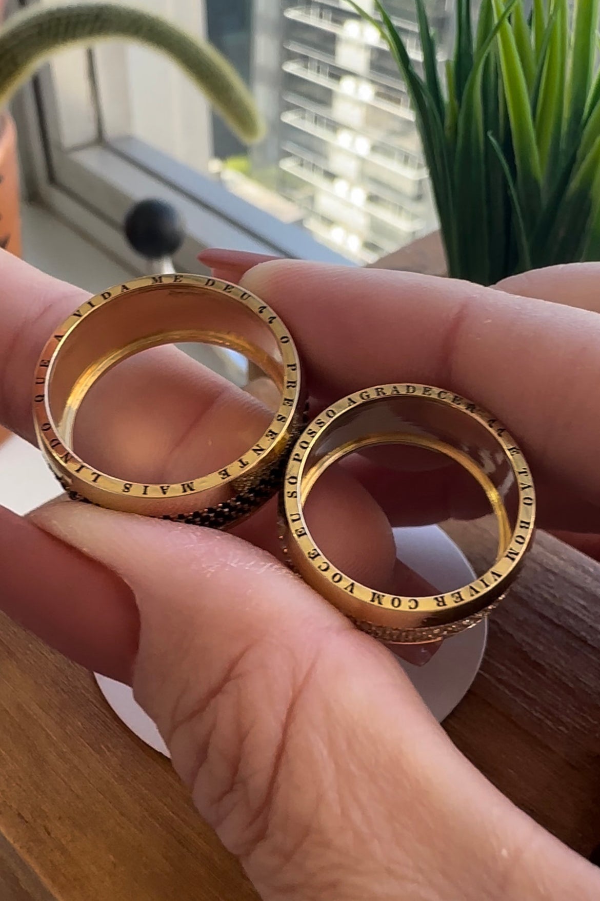 Alianças de Casamento em Ouro 18k - Modelo Sonho | 9mm | 12x R$1.833