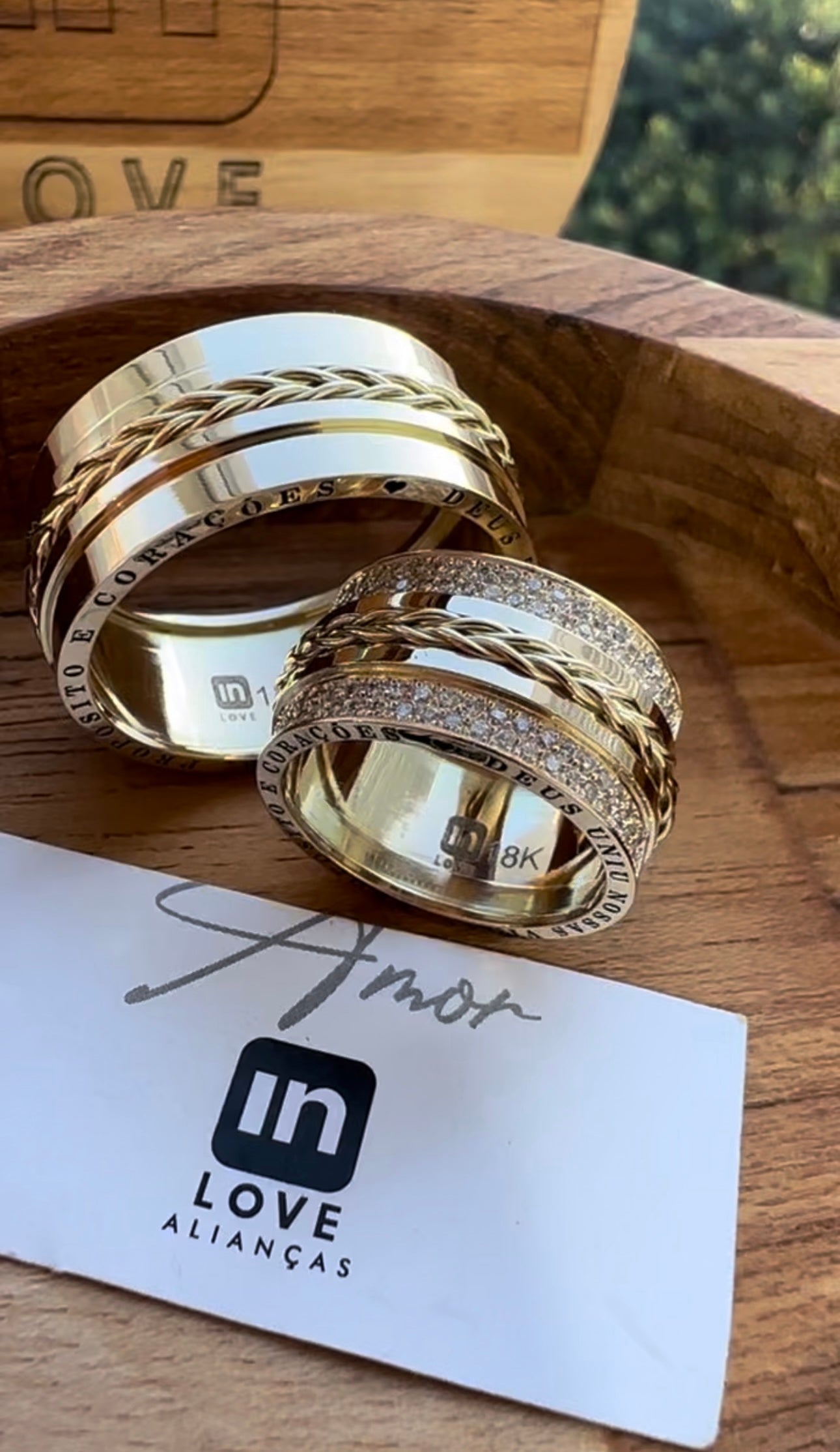 Alianças de Casamento em Ouro 18k - Modelo Sonho Meu | 10mm | 12x R$1.890