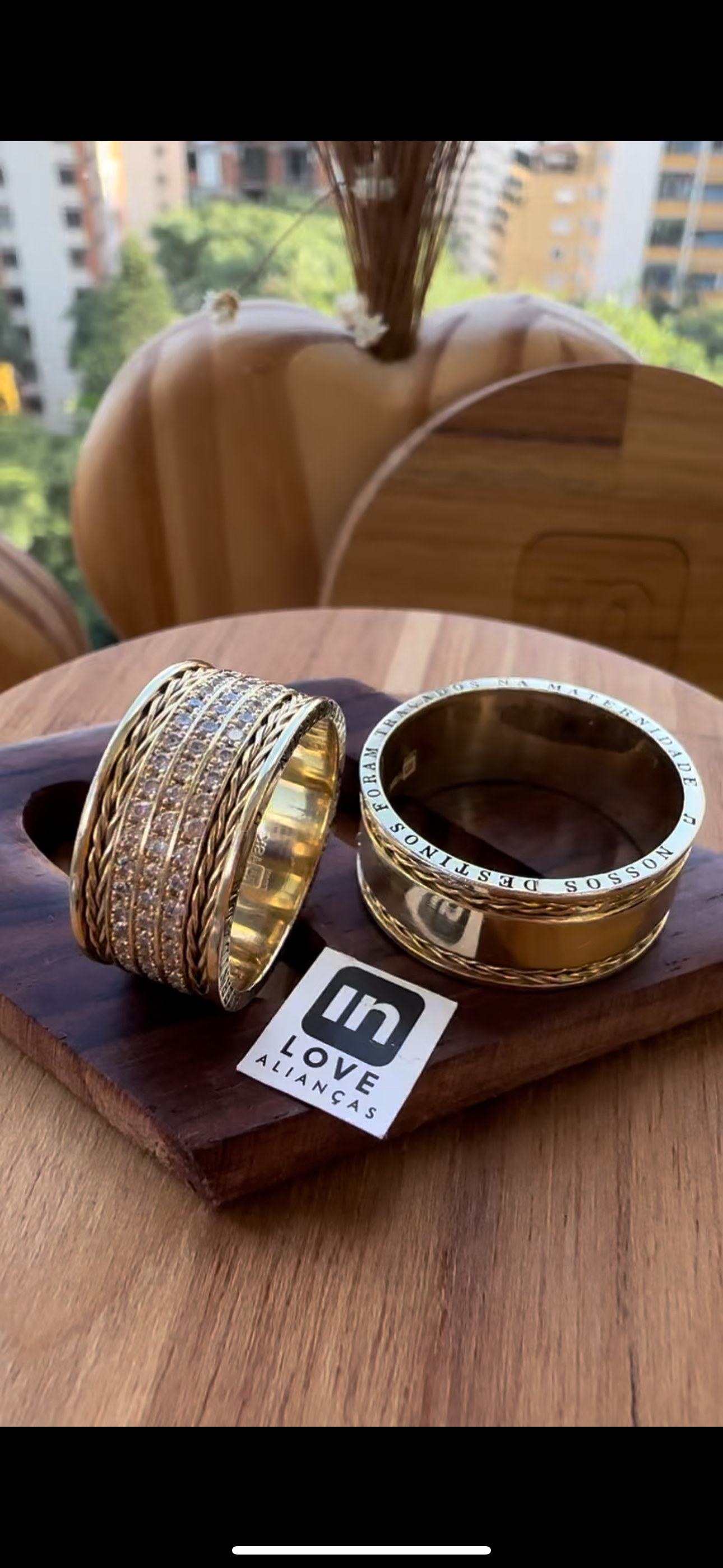 Alianças de Casamento em Puro 18k - Modelo Pra Sempre | 10mm | 12x R$1.665