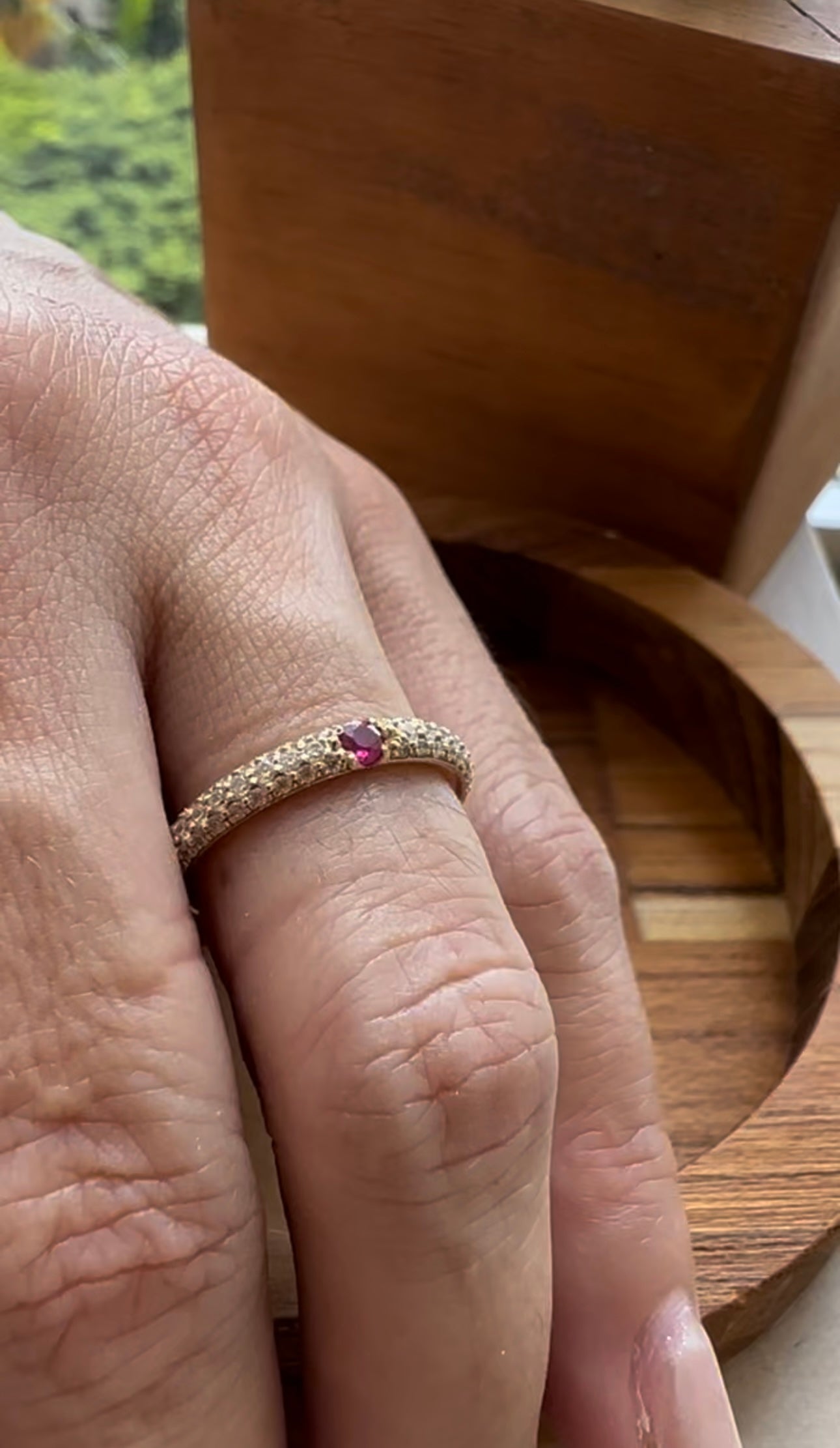 Anel Aparador Rubi Romance em Ouro 18k - 12x R$316,66