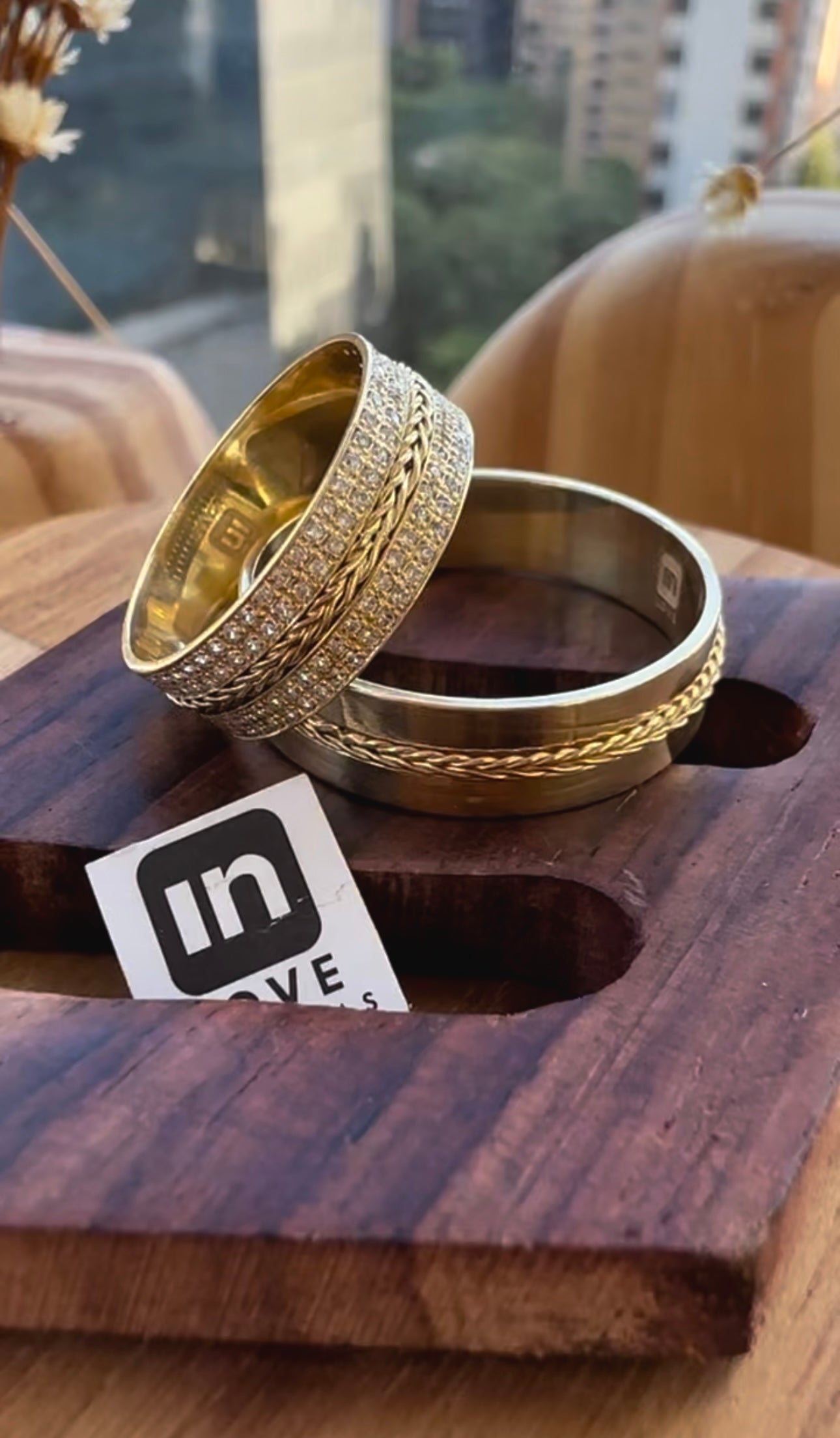 Alianças de Casamento em Ouro 18k - Modelo Trancinha | 6mm |12x R$640