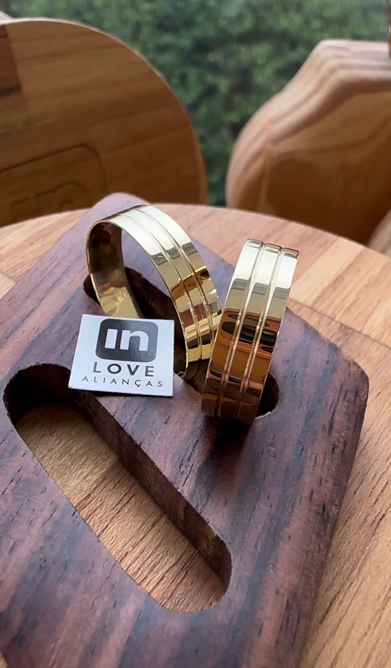 Alianças de Casamento em Ouro 18k - Modelo Minha Vida | 5mm | 12x R$249