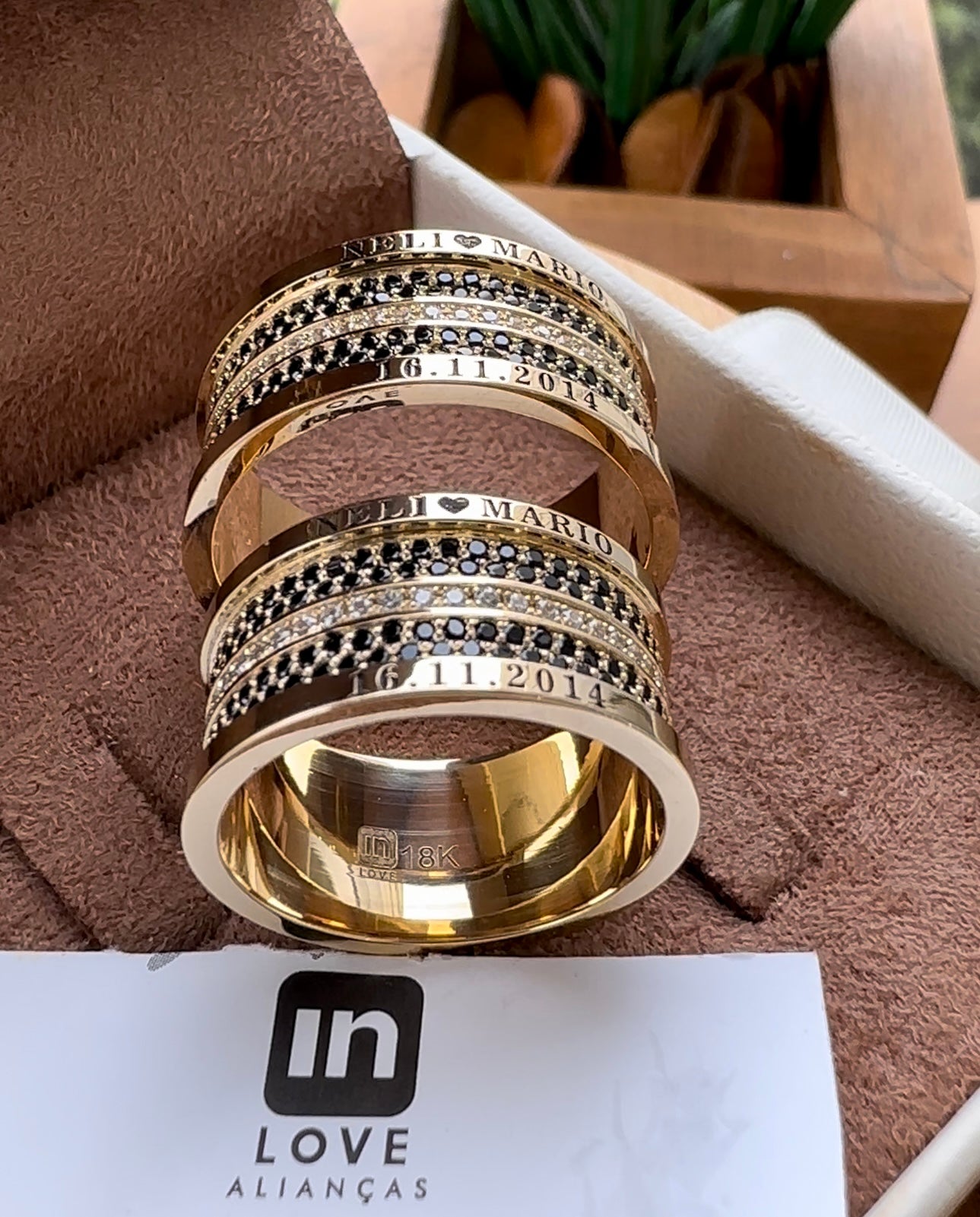 Alianças de Casamento em Ouro 18k - Modelo Desejado | 10mm | 12x R$1.665,83