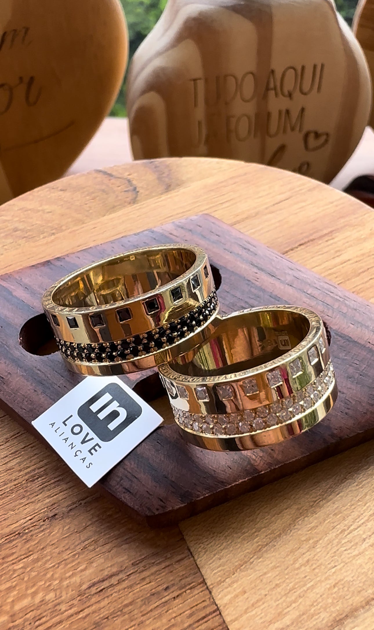 Aliança de Casamento em Ouro 18k - Modelo Eu Sei Que Te Amo | 10mm | 12x R$2.194,16
