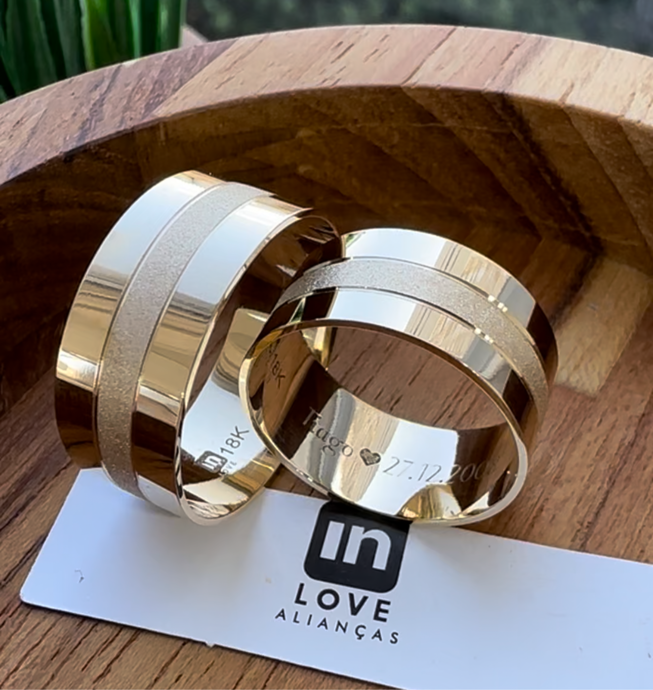 Alianças de Casamento em Ouro 18k - Modelo Meu Xodó | 9mm | 12x R$665,83