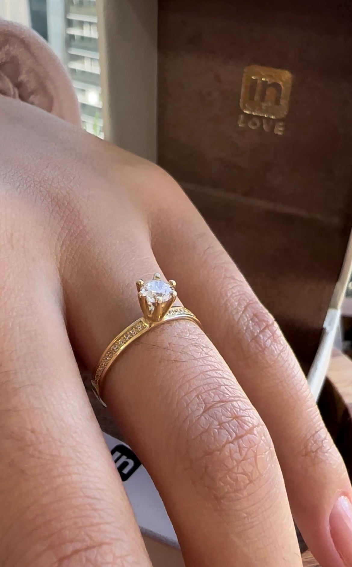 Anel Solitário Fascínio em Ouro 18k - 12x R$208,33
