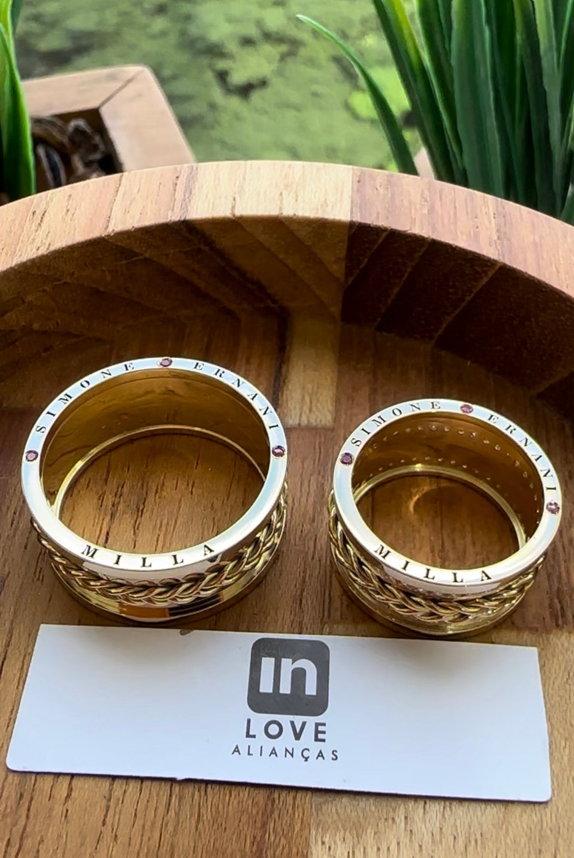 Alianças de Casamento em Ouro 18k - Modelo Nosso Santo Bateu| 10mm | 12x R$1.582,5