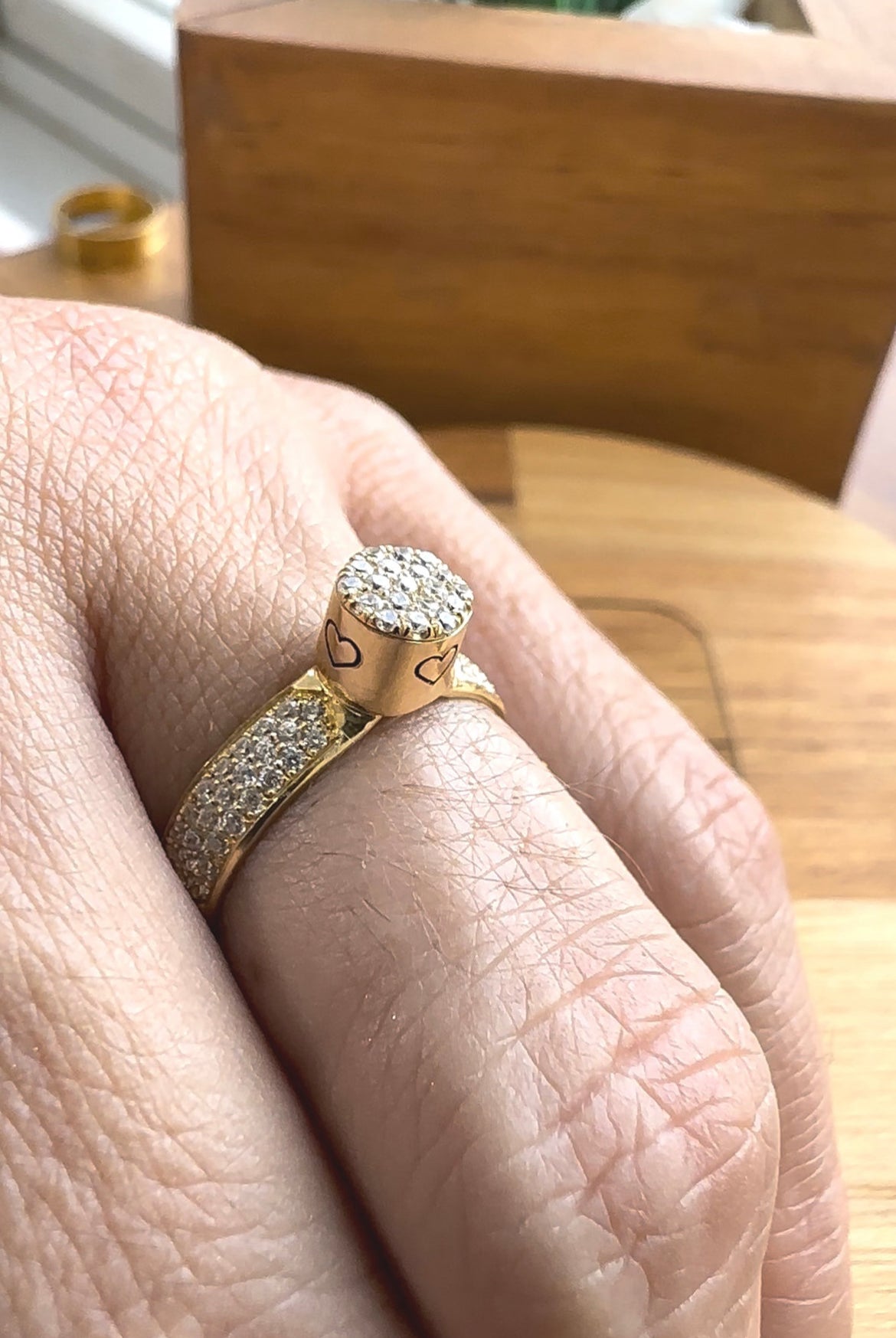 Anel Solitário Sonhos em Ouro 18k -  12x R$316,66