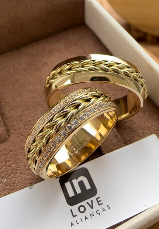 Alianças de Casamento em Ouro 18k - Modelo Trançado | 6mm | 12x R$916