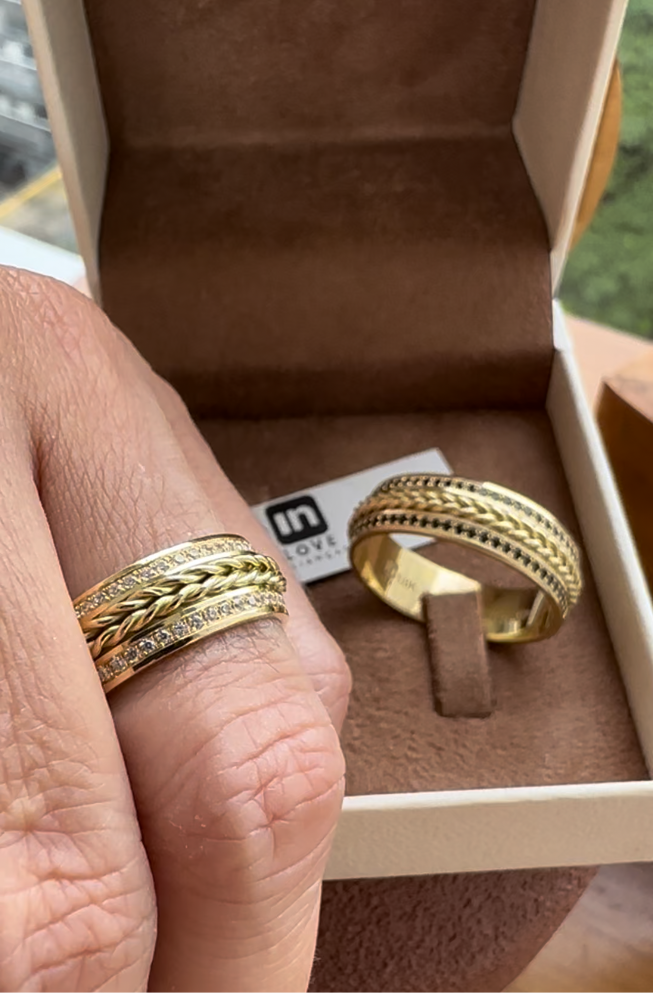 Alianças de Casamento em Ouro 18k - Modelo Trançado Duo | 7mm | 12x R$1.166
