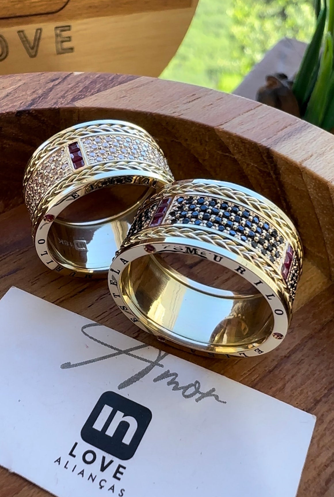 Alianças de Casamento em Ouro 18k - Modelo Fidelidade Duo | 10mm | 12x R$2.166