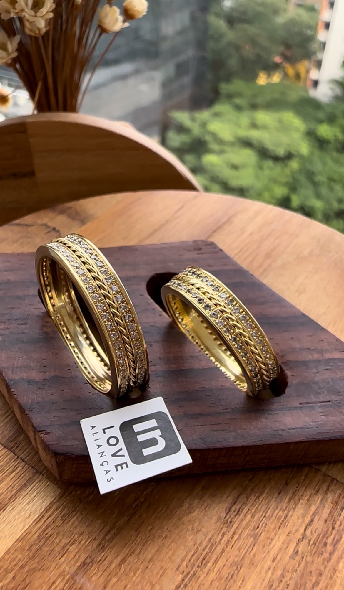 Alianças de Casamento em Ouro 18k - Modelo Doce Amor | 5mm | 12x R$ 749.16