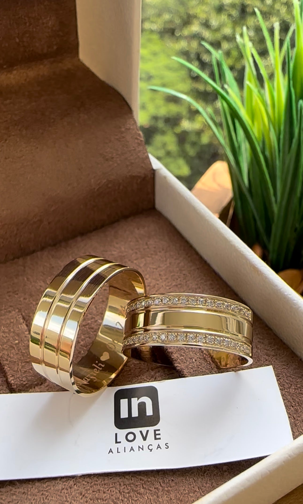 Alianças de Casamento em Ouro 18k - Modelo Encontro | 7mm | 12x R$623,33