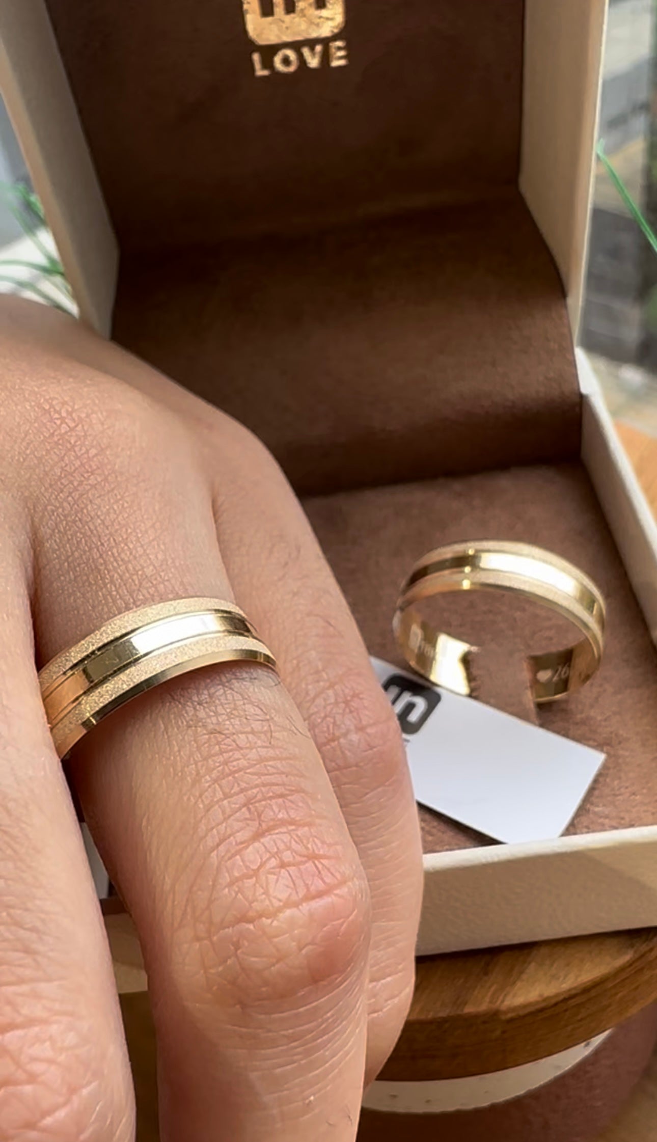 Alianças de Casamento em Ouro 18k - Modelo Minha Canção | 6mm |12x R$416