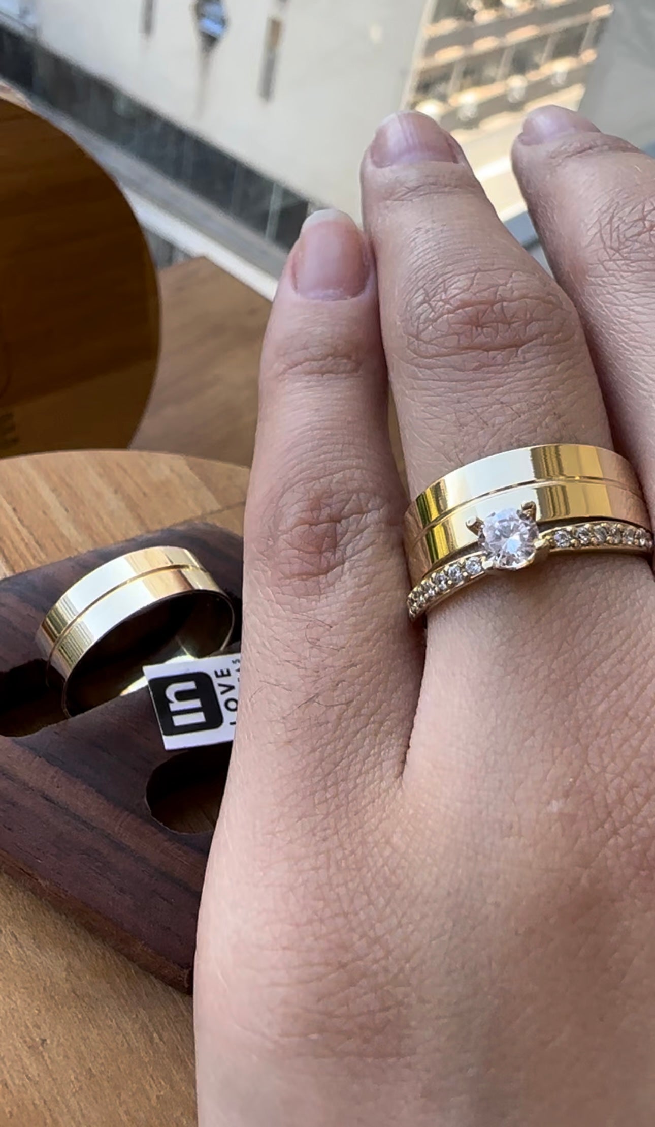 Alianças de Casamento em Ouro 18k - Modelo Minha Alegria | 6mm | 12x R$333