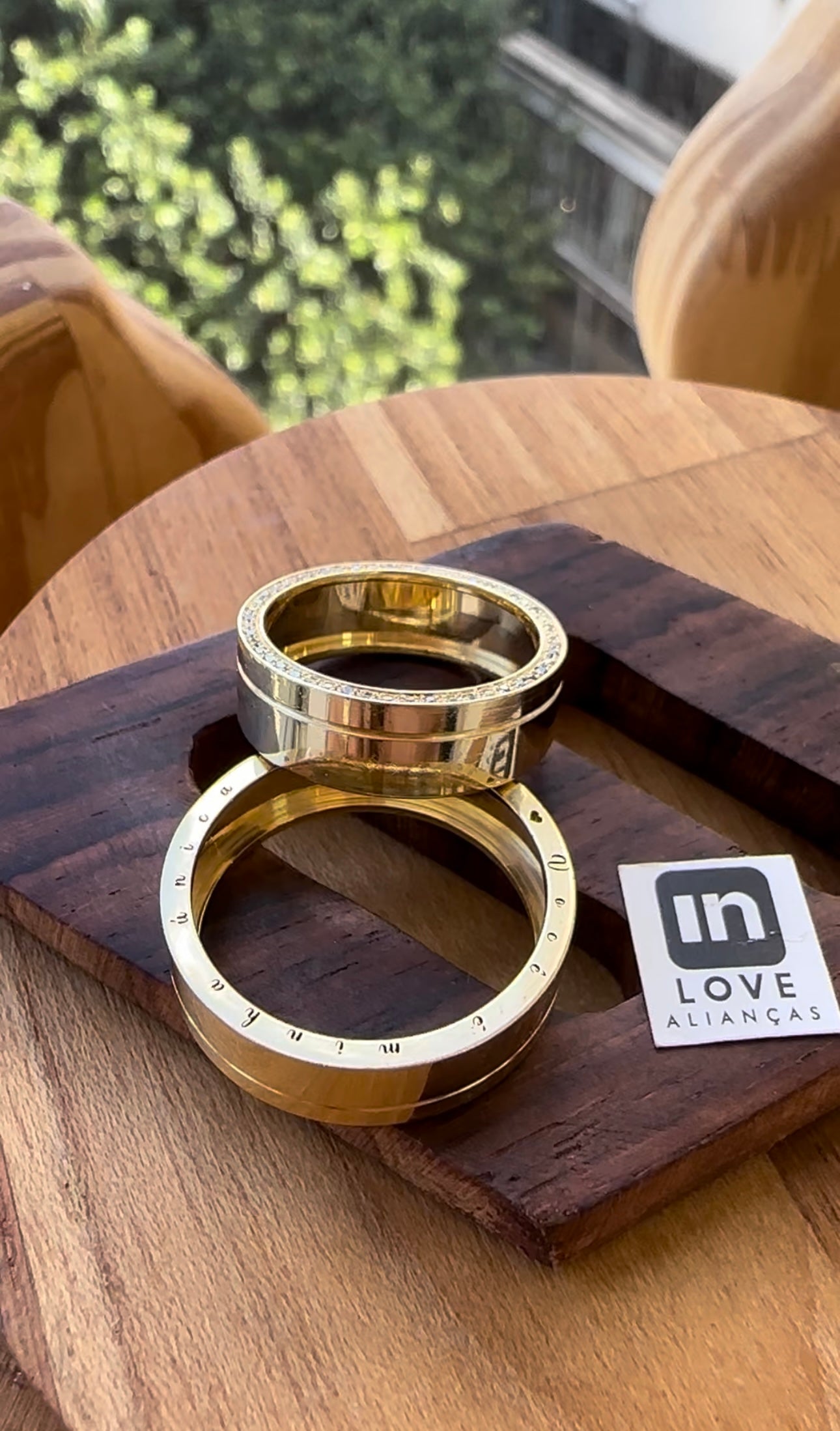 Alianças de Casamento em Ouro 18k - Modelo Afeto | 6mm | 12x R$666