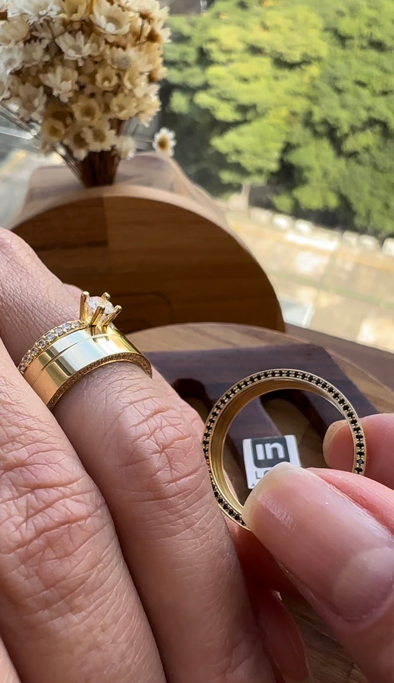 Alianças de Casamento em Ouro 18k - Modelo Afeto | 6mm | 12x R$666