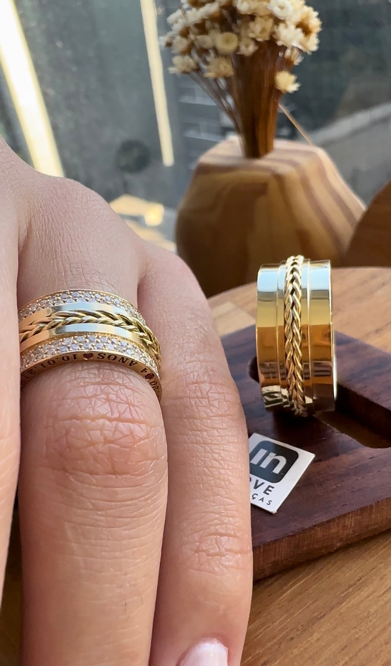 Alianças de Casamento em Ouro 18k - Modelo Sonho Meu | 10mm | 12x R$1.890