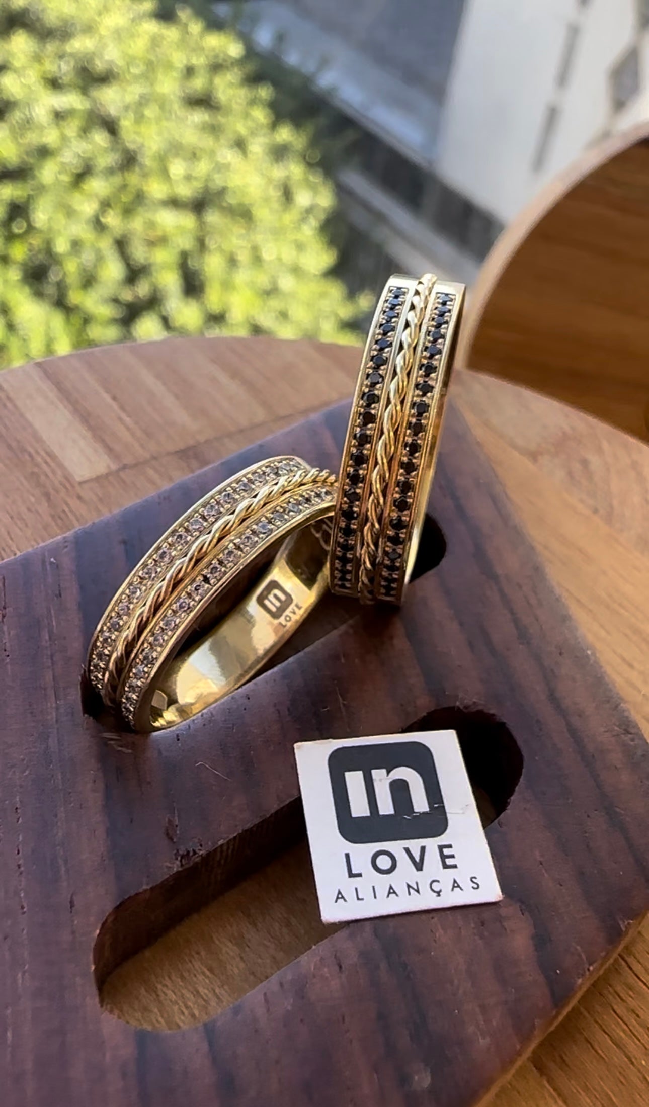 Alianças de Casamento em Ouro 18k - Modelo Conquista Duo | 5mm | 12x R$611,66