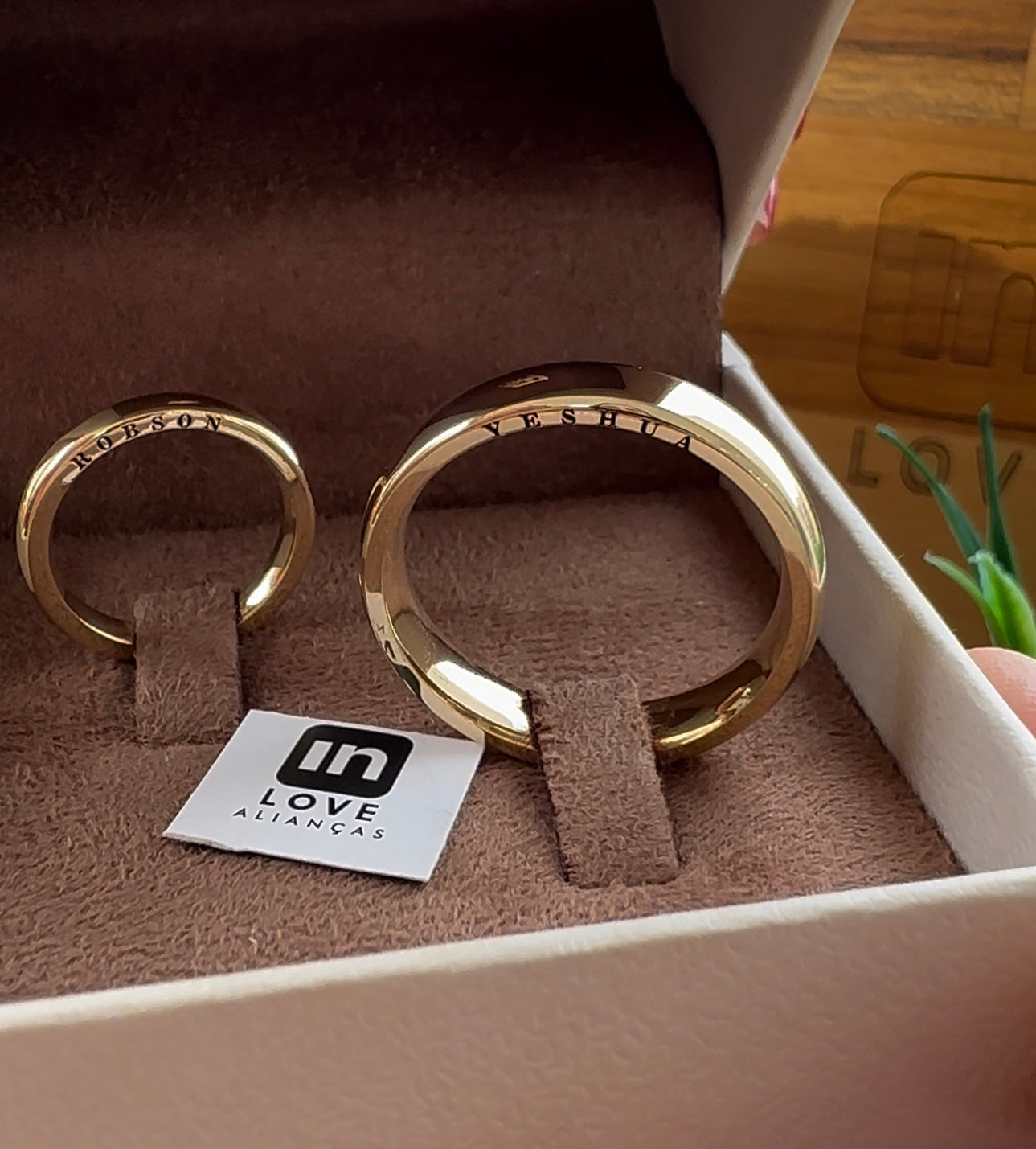 Alianças de Casamento em Ouro 18k - Modelo Seu Par | 5mm | 12x R$1.166