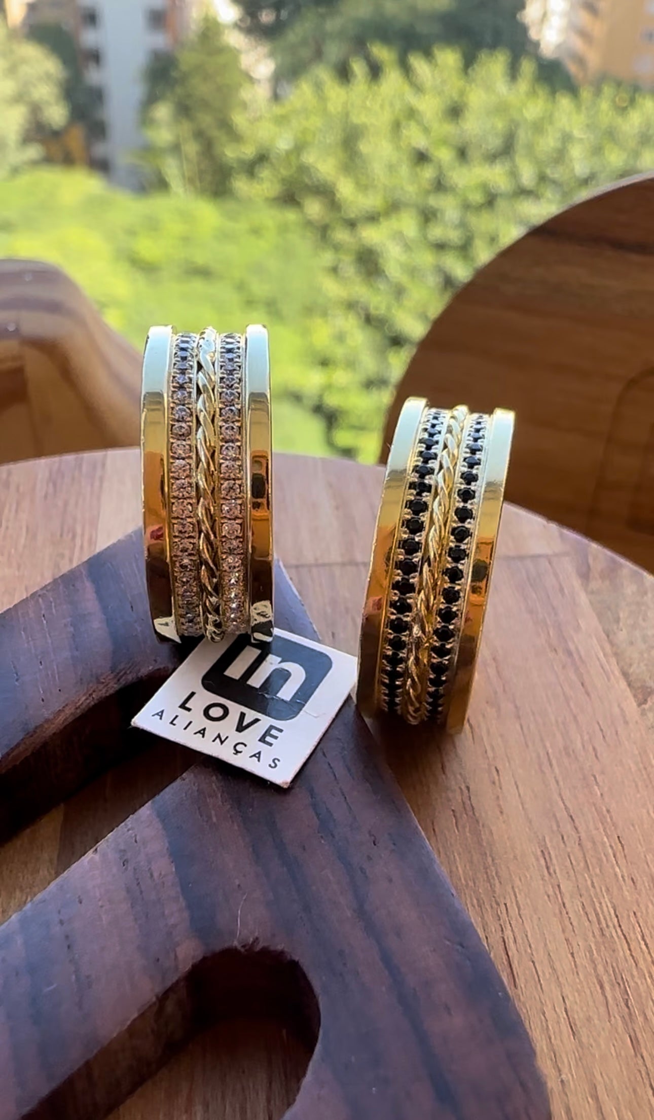 Alianças de Casamento em Ouro 18k - Modelo Desejo | 7mm | 12x R$1.028,33