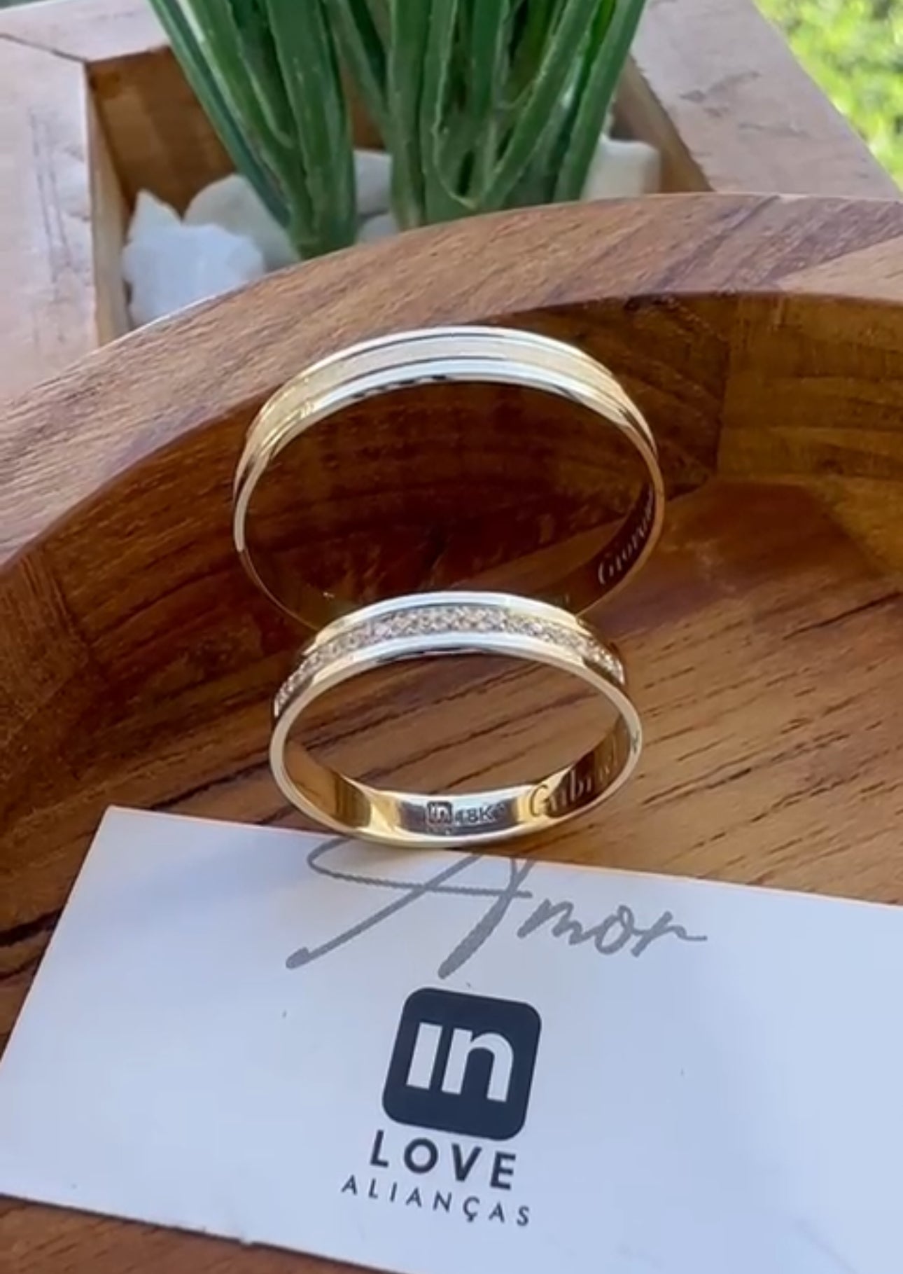 Alianças de Casamento em Ouro 18k - Modelo Mimosinha | 3mm | 12x R$299