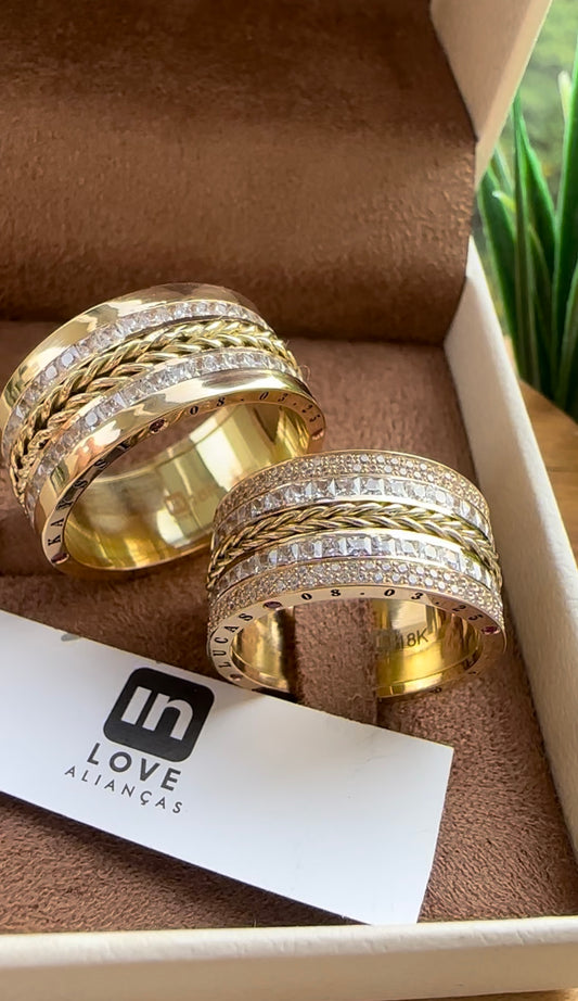 Alianças de Casamento em Ouro 18k - Modelo A Gente Junto | 10mm | 12x R$1.990