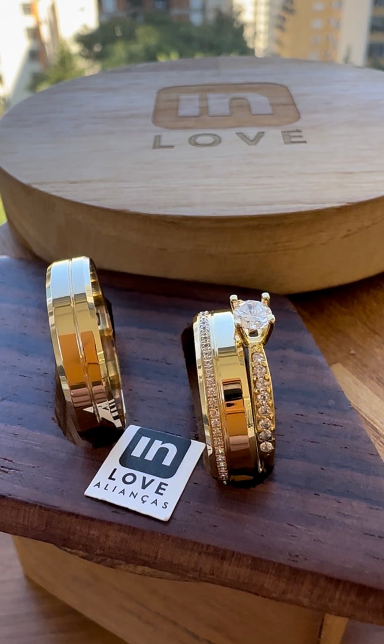 Alianças de Casamento em Ouro 18k - Modelo Nossa Energia | 5mm | 12x R$415,83