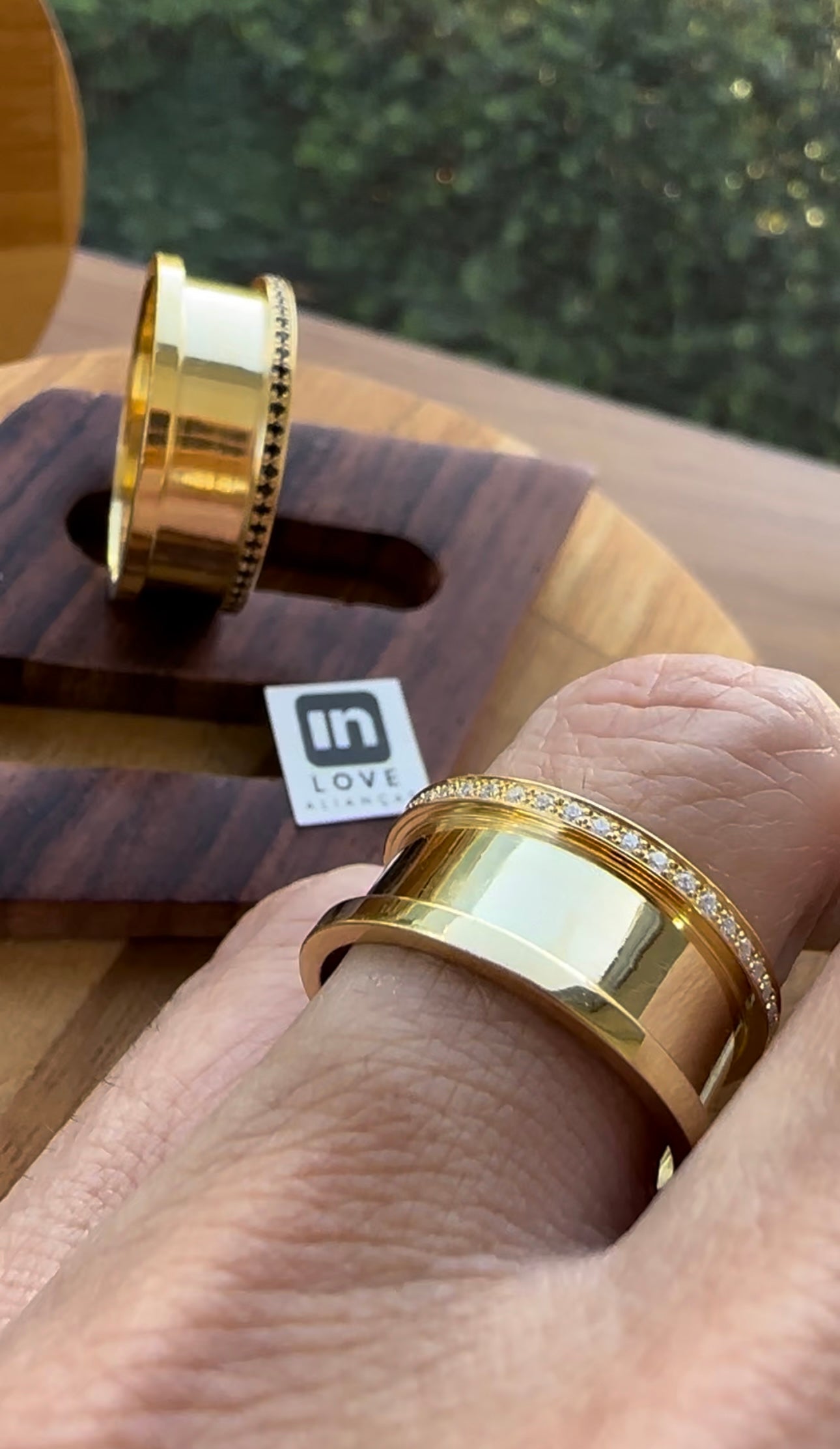 Alianças de Casamento em Ouro 18k - Modelo Amar Você | 9mm | 12x R$999.16