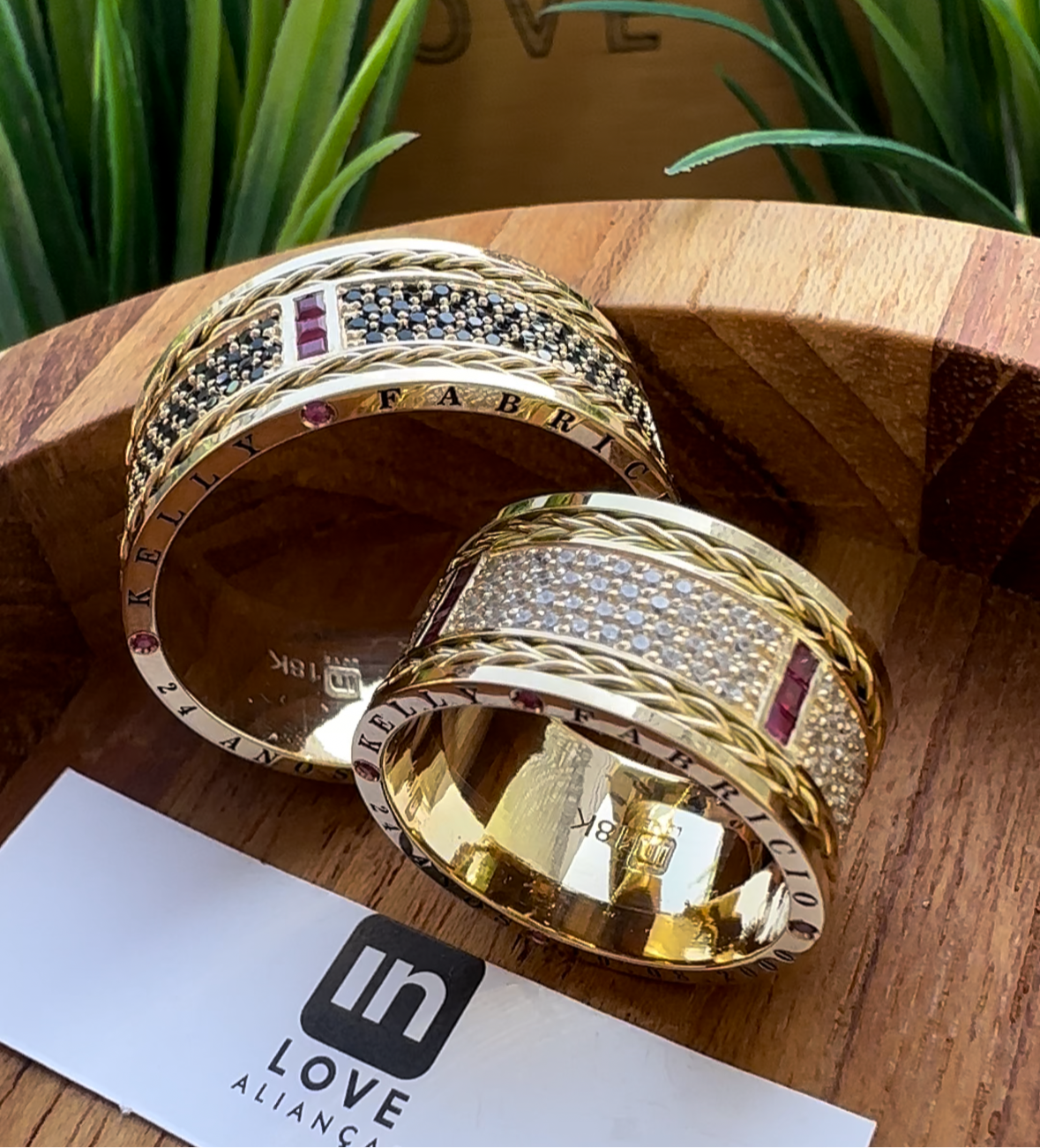 Alianças de Casamento em Ouro 18k - Modelo Fidelidade Duo | 10mm | 12x R$2.166