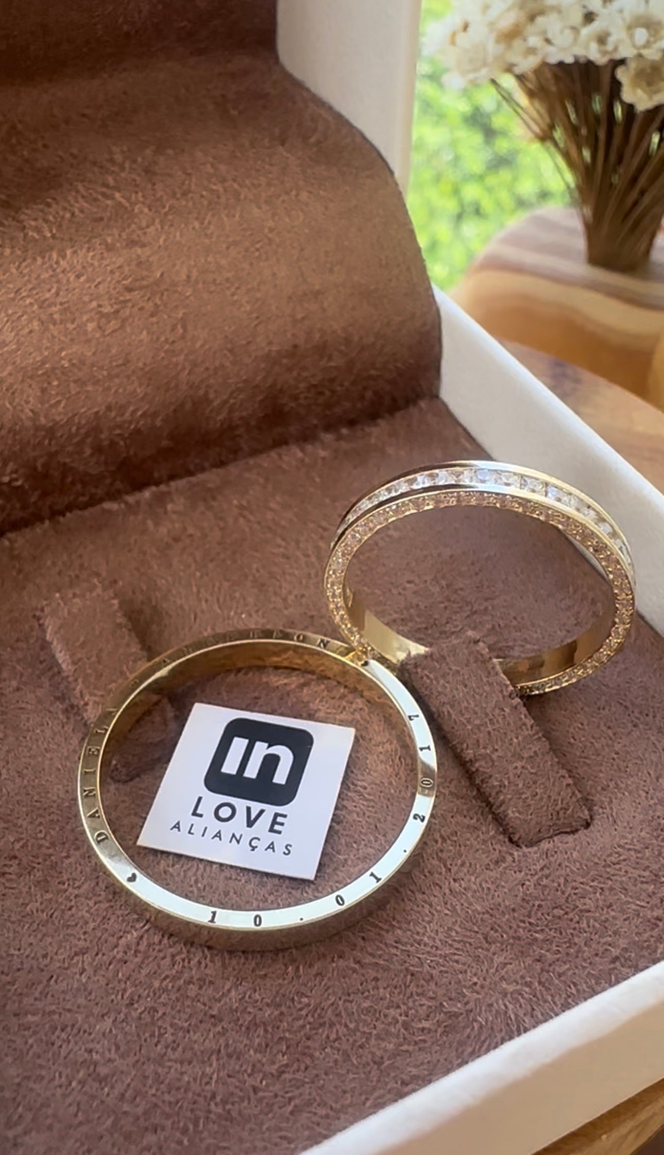 Alianças de Casamento em Ouro 18k - Modelo Gold Love | 3mm | 12x R$741,66