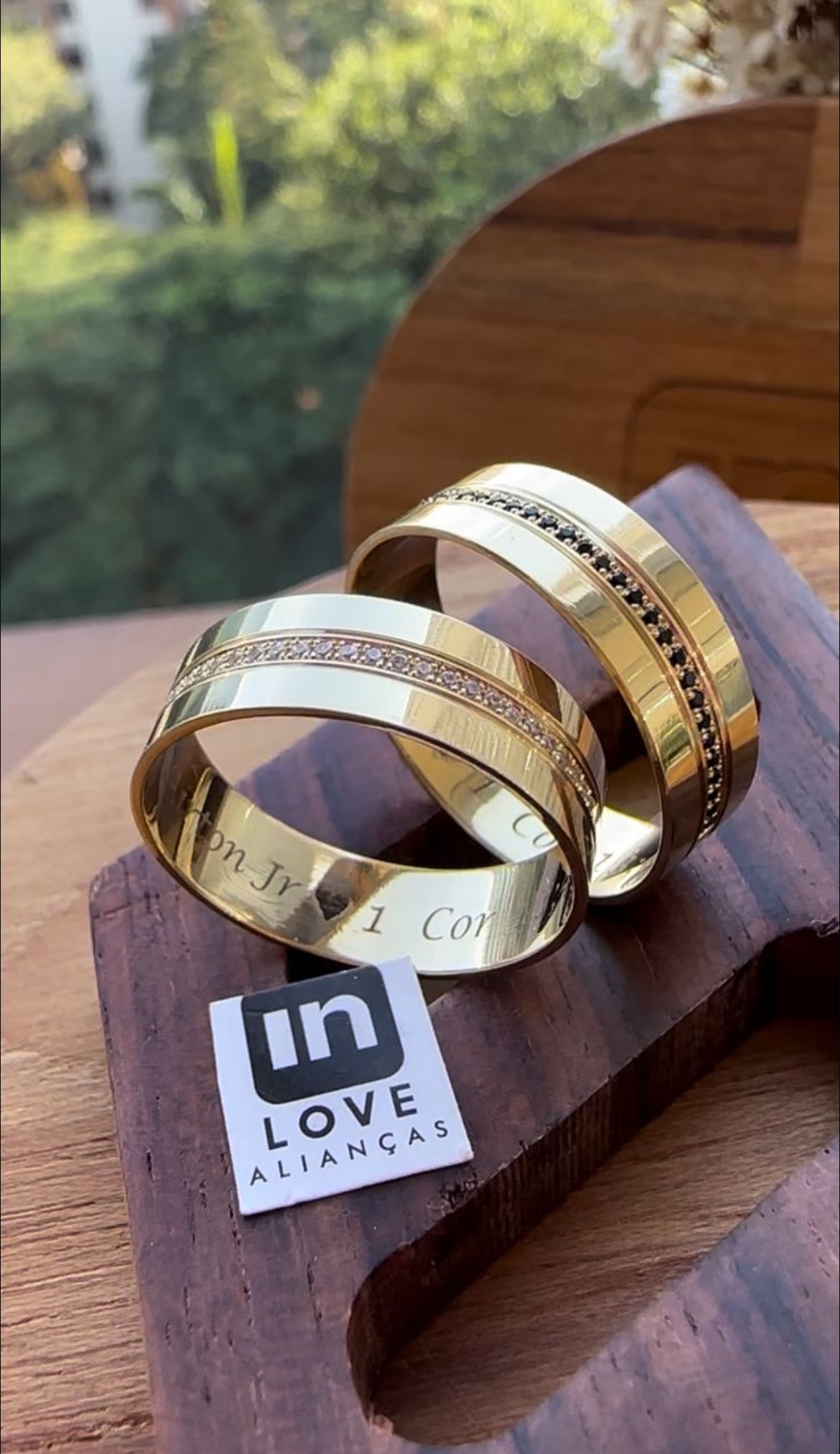 Alianças de Casamento em Ouro 18k - Modelo Mimosinha | 6mm | 12x R$499