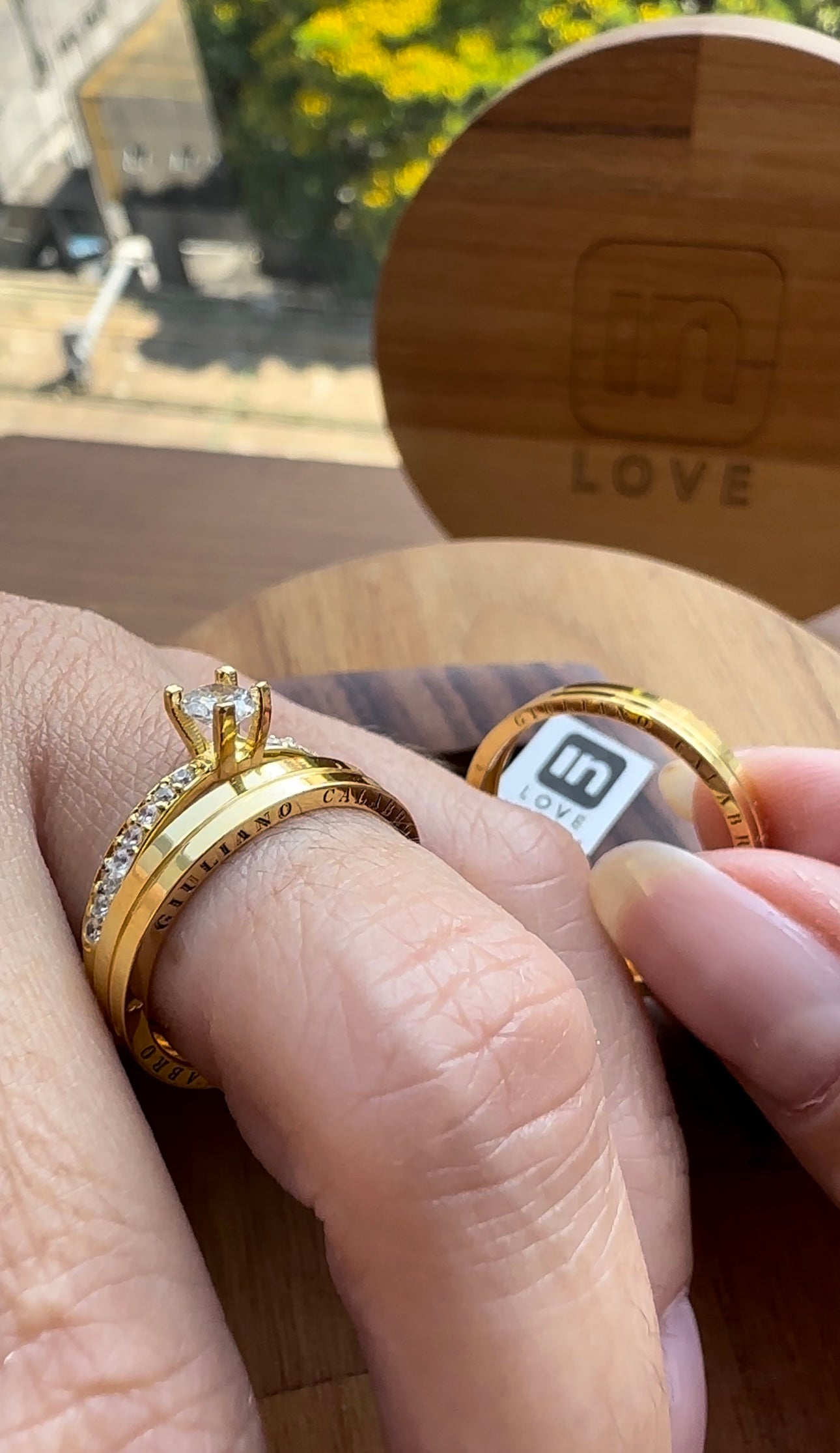 Par de Alianças em Ouro 18k - Modelo Afago | 3mm |12x R$499
