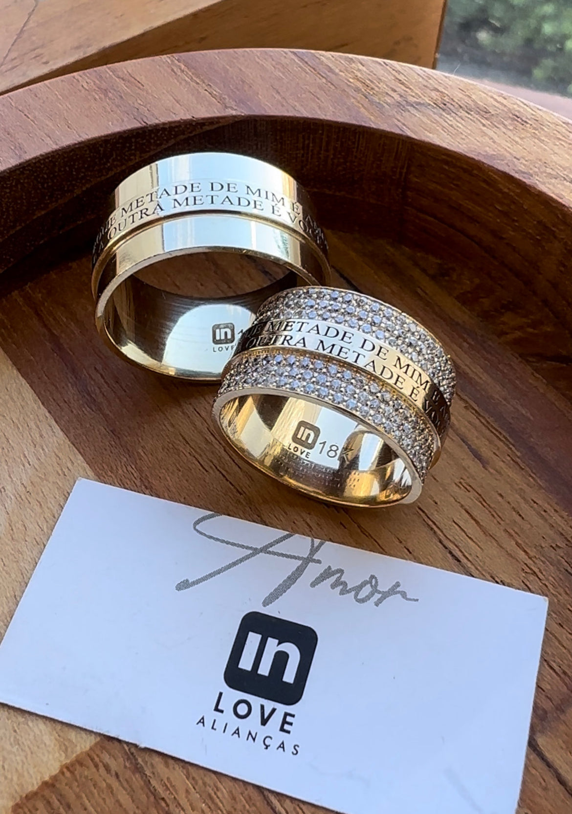 Alianças de Casamento em Ouro 18k - Modelo Par Perfeito | 10mm | 12x R$1.333