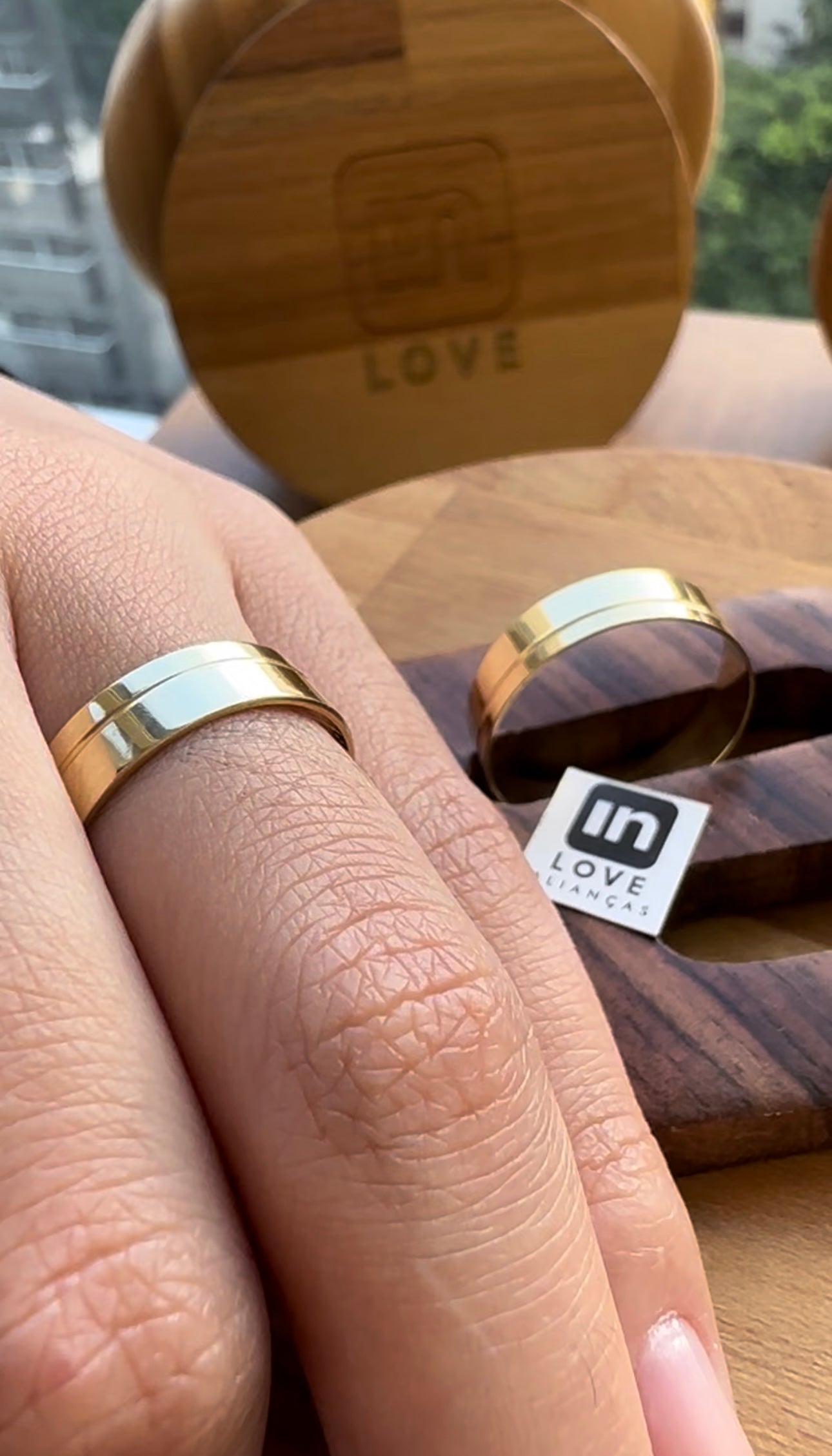 Alianças de Casamento em Ouro 18k - Modelo Amor Maior | 5mm | 12x R$249