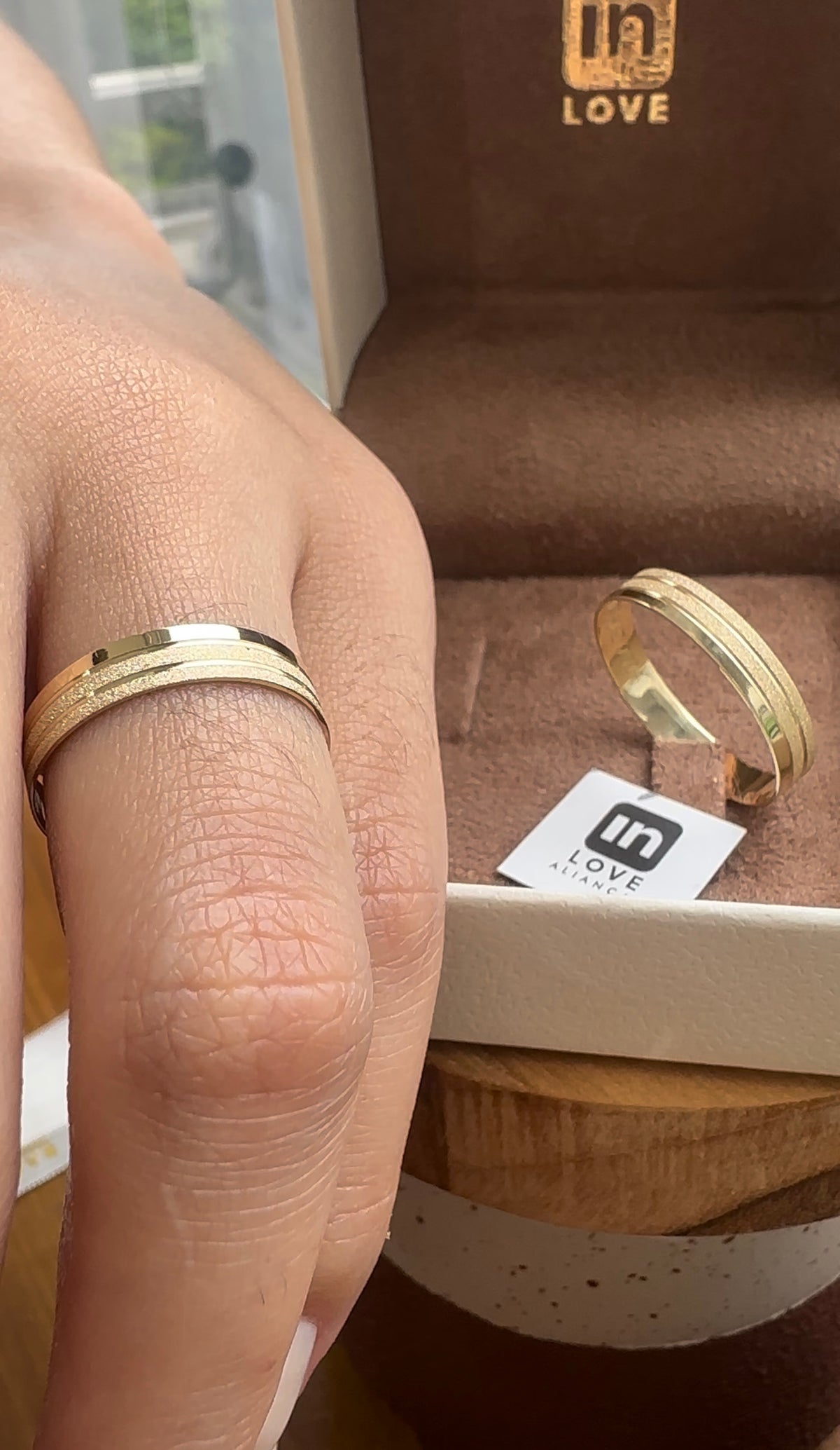 Par de Alianças em Ouro 18k - Modelo Verdadeiro Amor | 4mm | 12x R$269