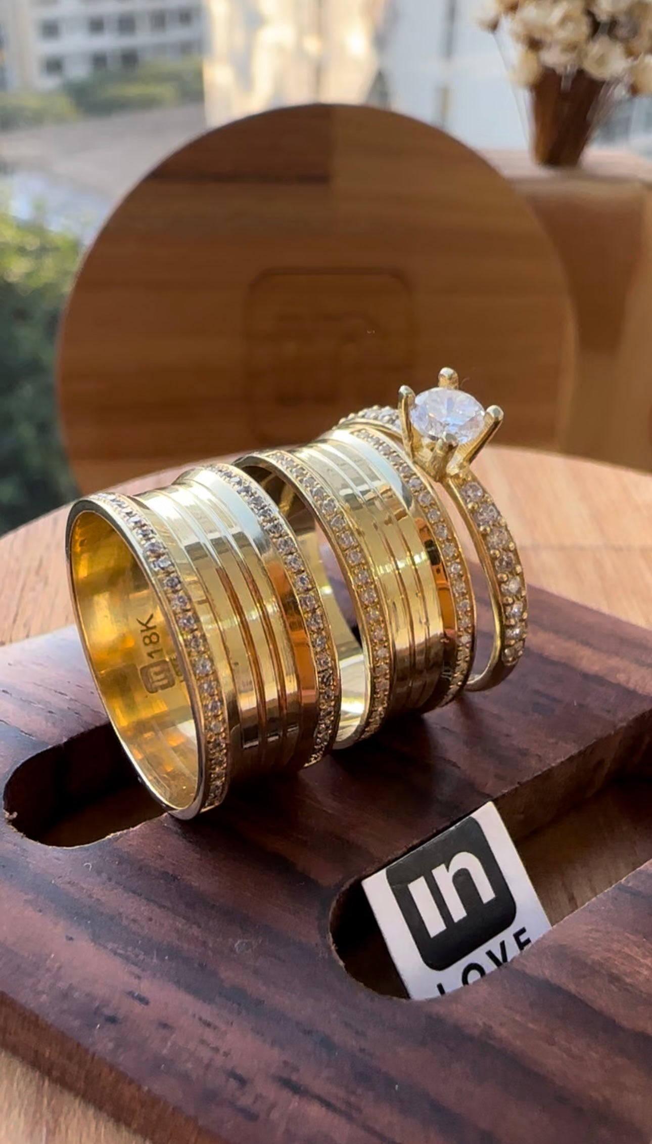 Alianças de Casamento em Ouro 18k - Modelo Paraíso | 8mm | 12x R$666