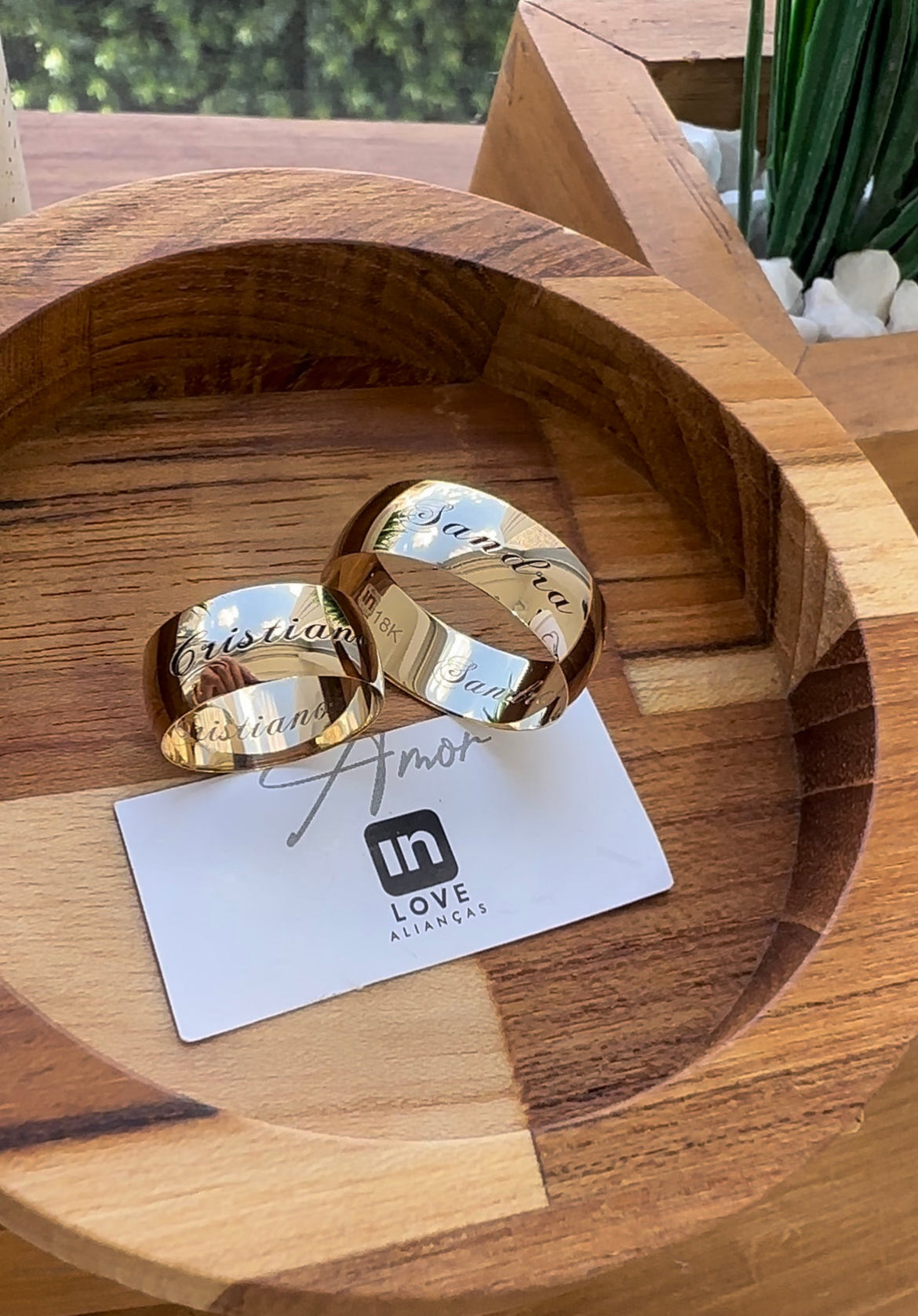 Alianças de Casamento em Ouro 18k - Modelo Esta Escrito | 8mm | 12x R$608,33