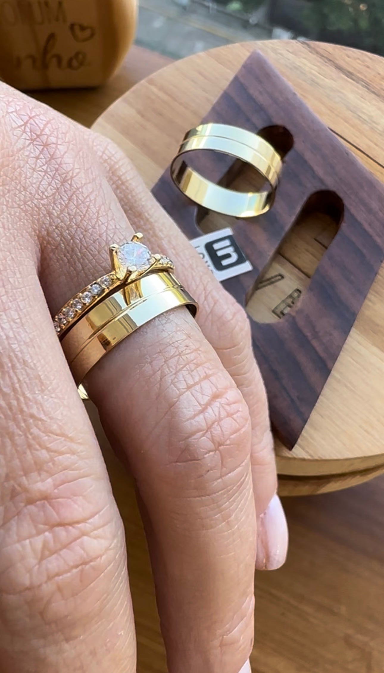 Alianças de Casamento em Ouro 18k - Modelo Minha Alegria | 5mm | 12x R$249