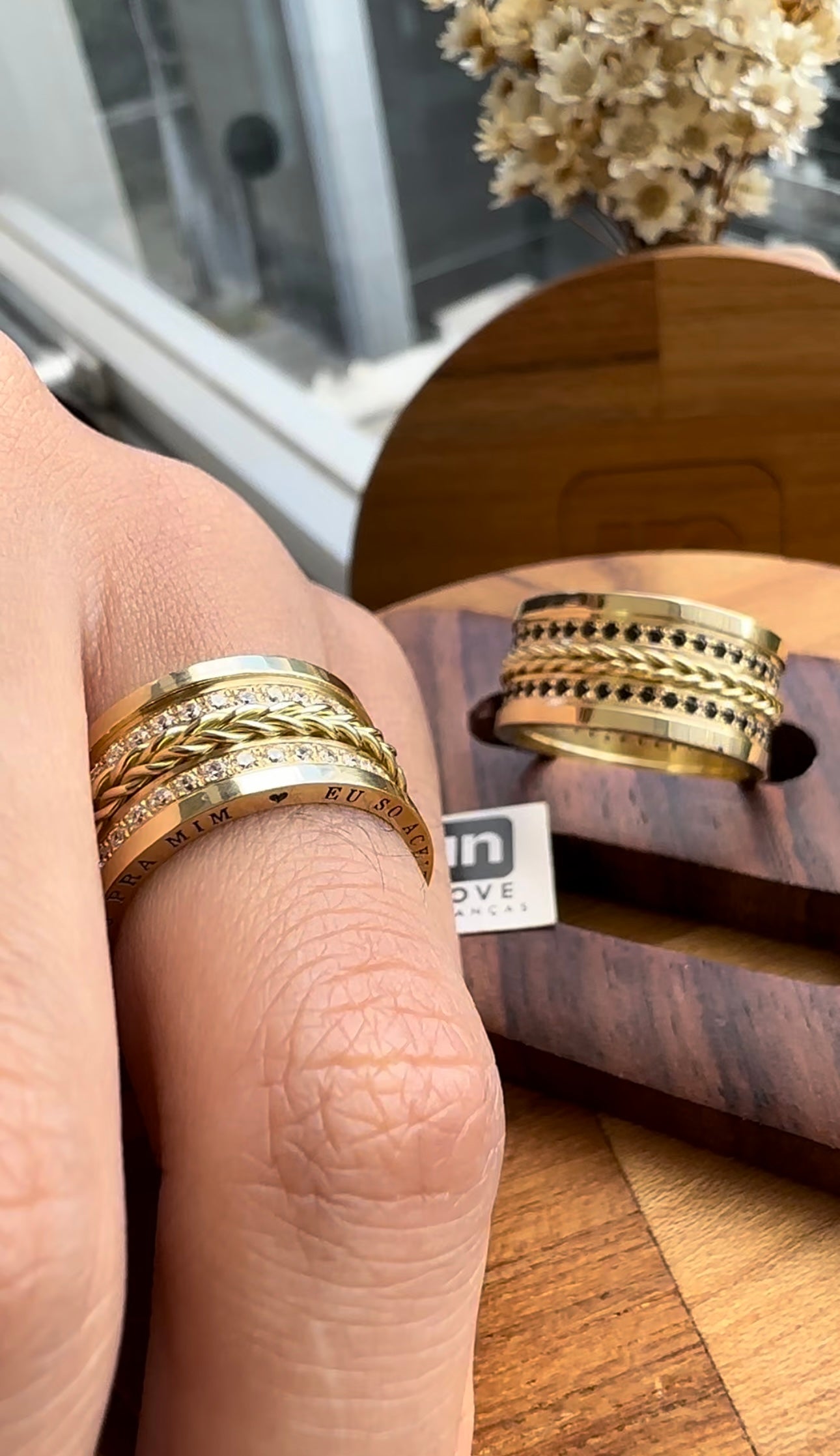 Alianças de Casamento em Ouro 18k - Modelo Nosso Santo Bateu | 10mm | 12x R$1.556,66