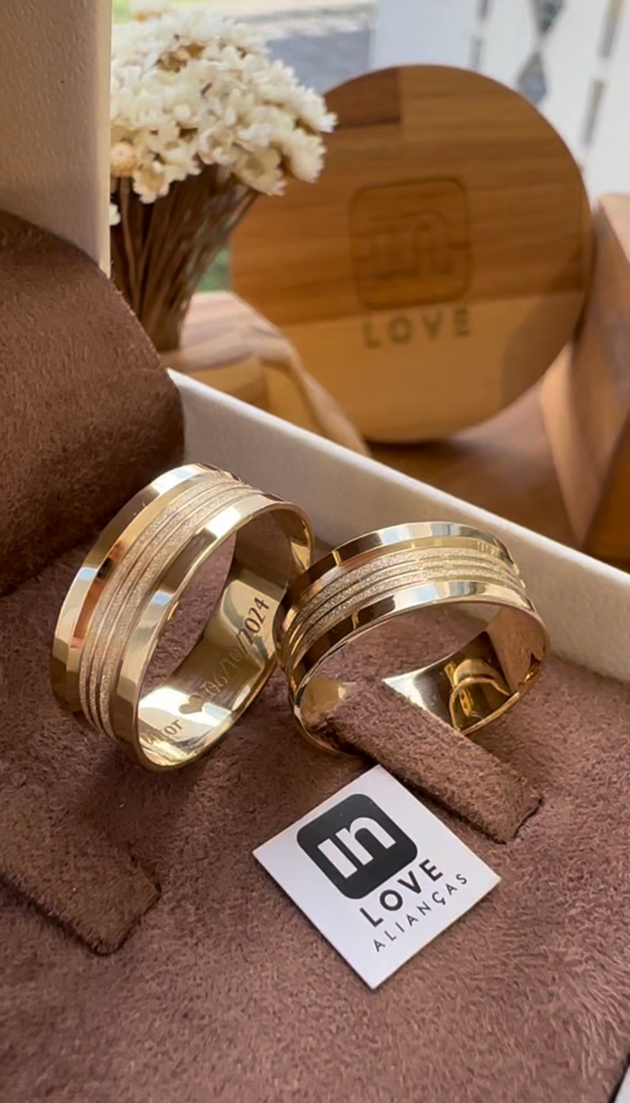 Alianças de Casamento em Ouro 18k - Modelo Favorite | 7mm | 12x R$499.16