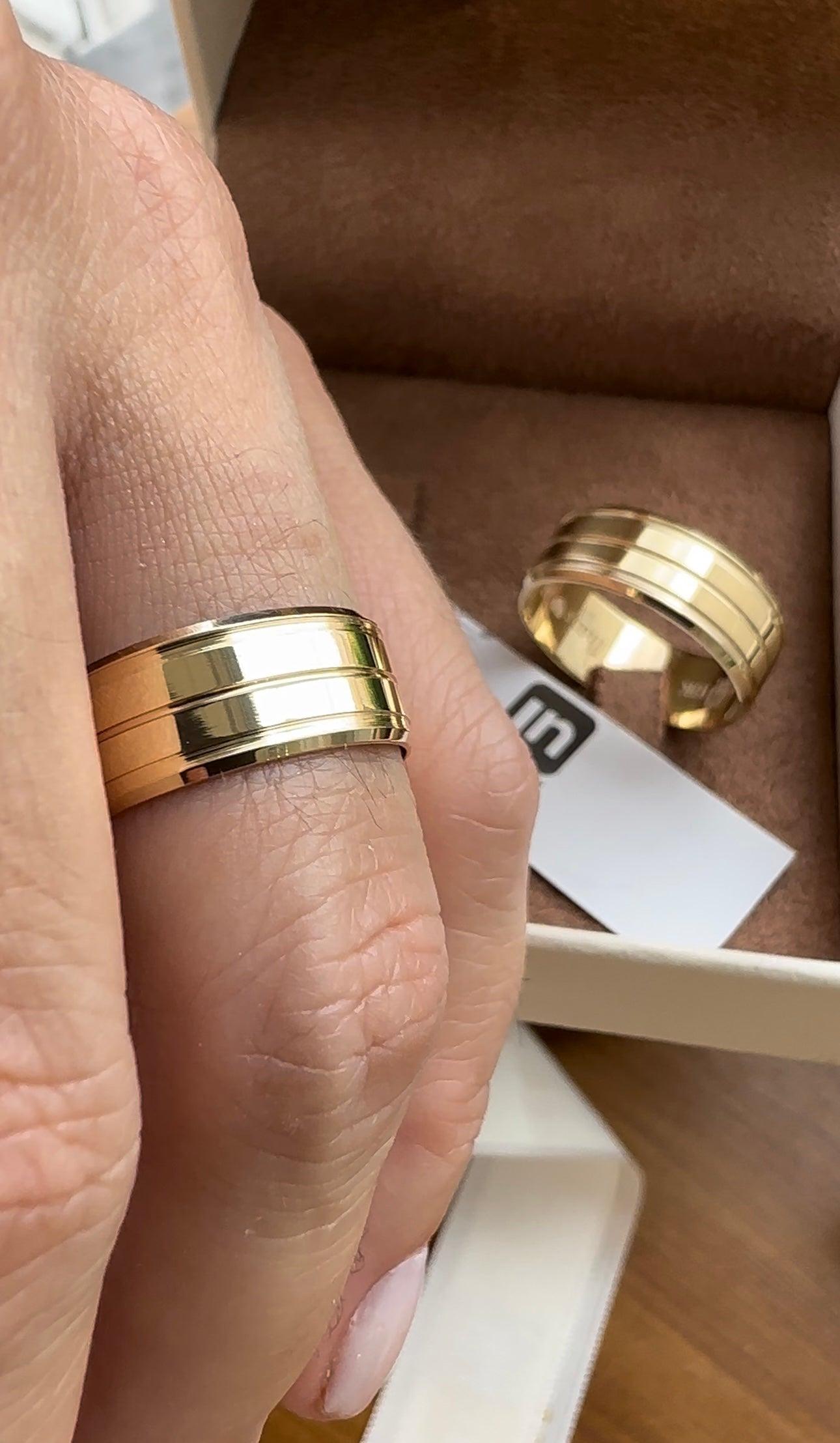 Alianças de Casamento em Ouro 18k - Modelo Valente | 7mm | 12x R$583,33