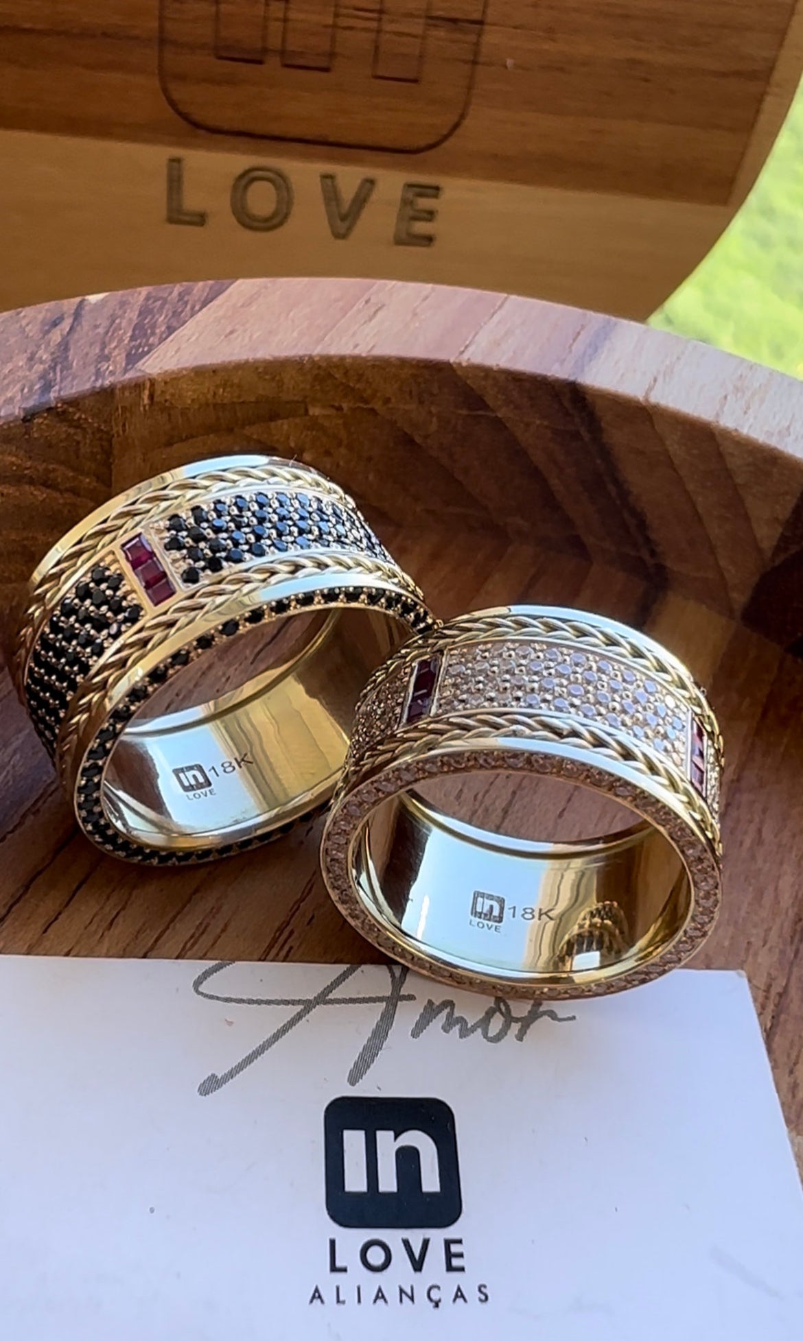 Alianças de Casamento em Ouro 18k - Modelo Fidelidade Duo | 10mm | 12x R$2.166